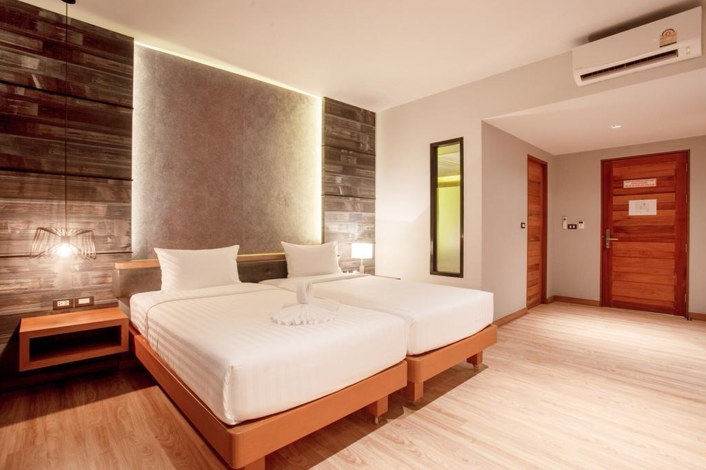 Double or Twin Deluxe