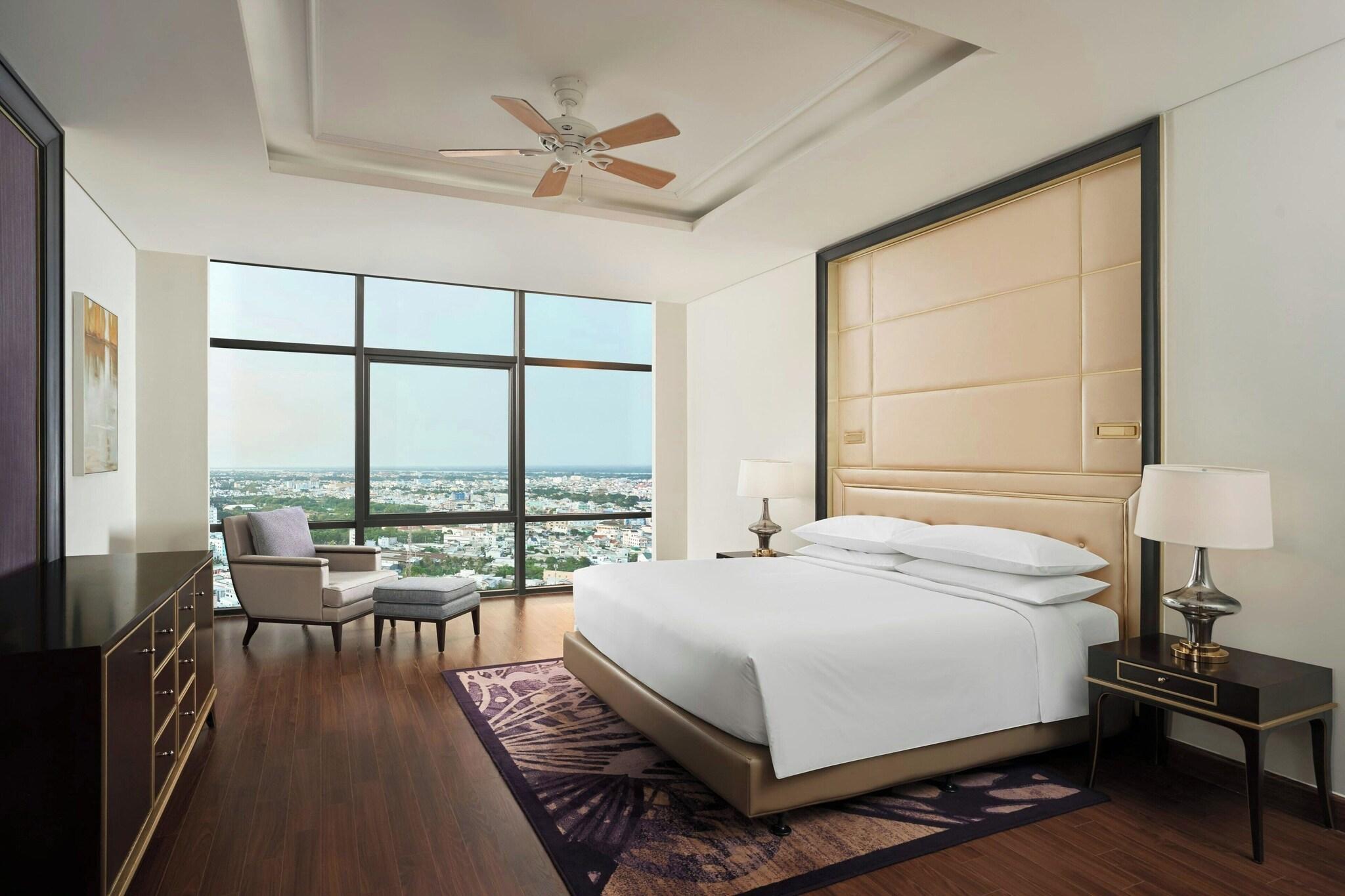 Double King Bed Non Smoking