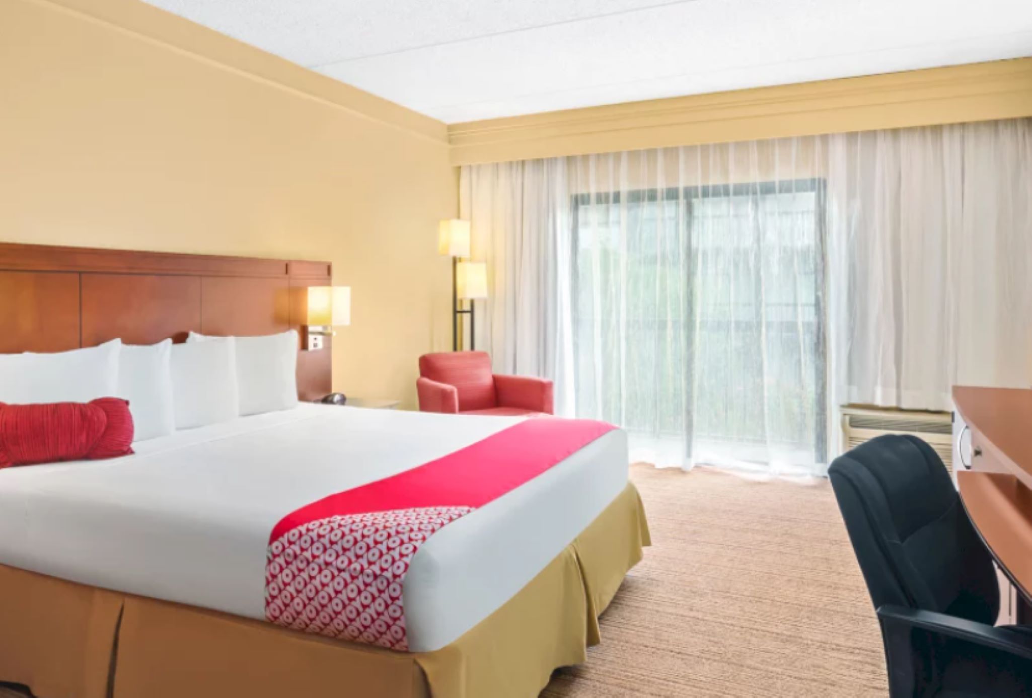 Room Deluxe King Bed