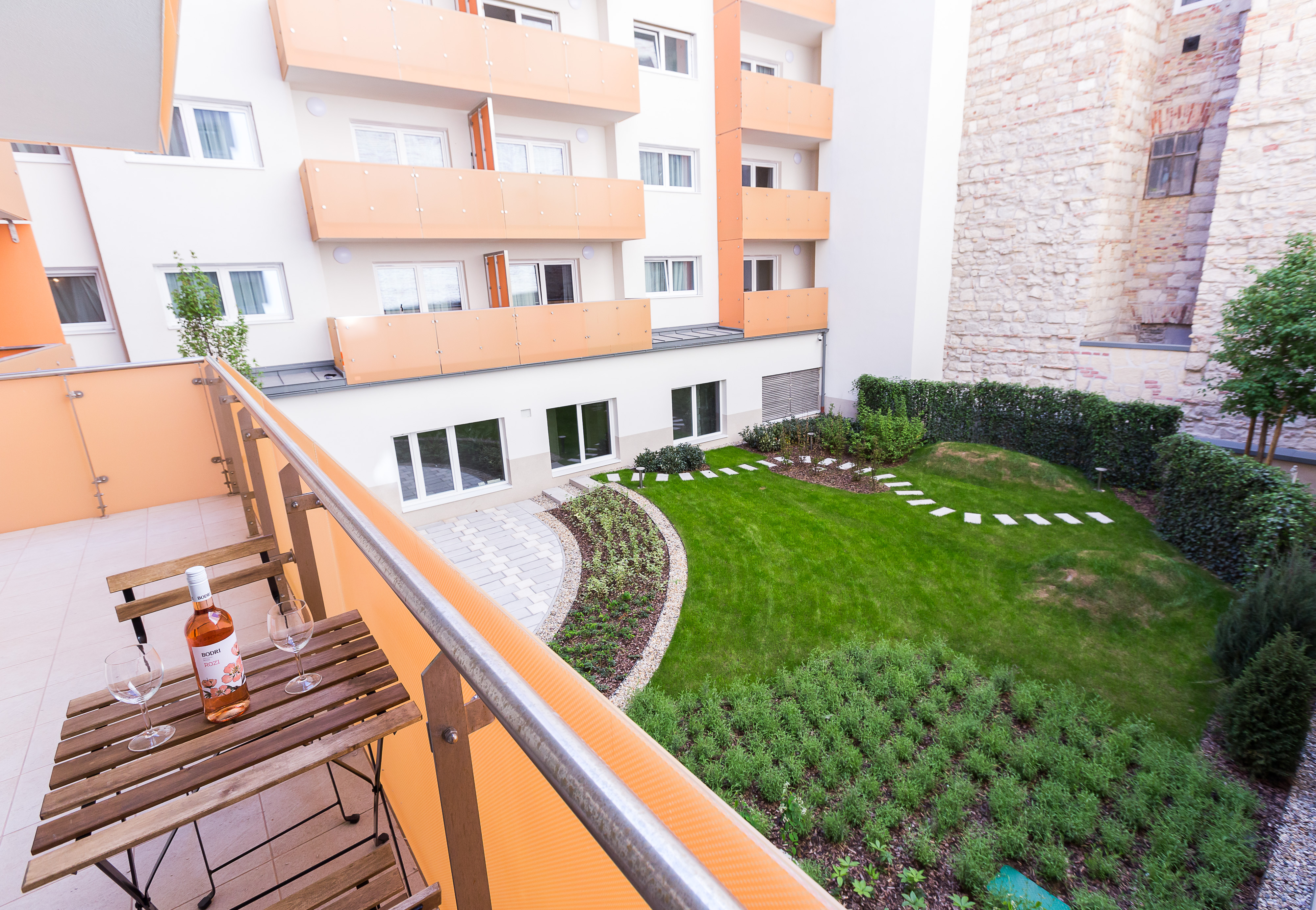 Apartment Capacity 6 Two Bedrooms