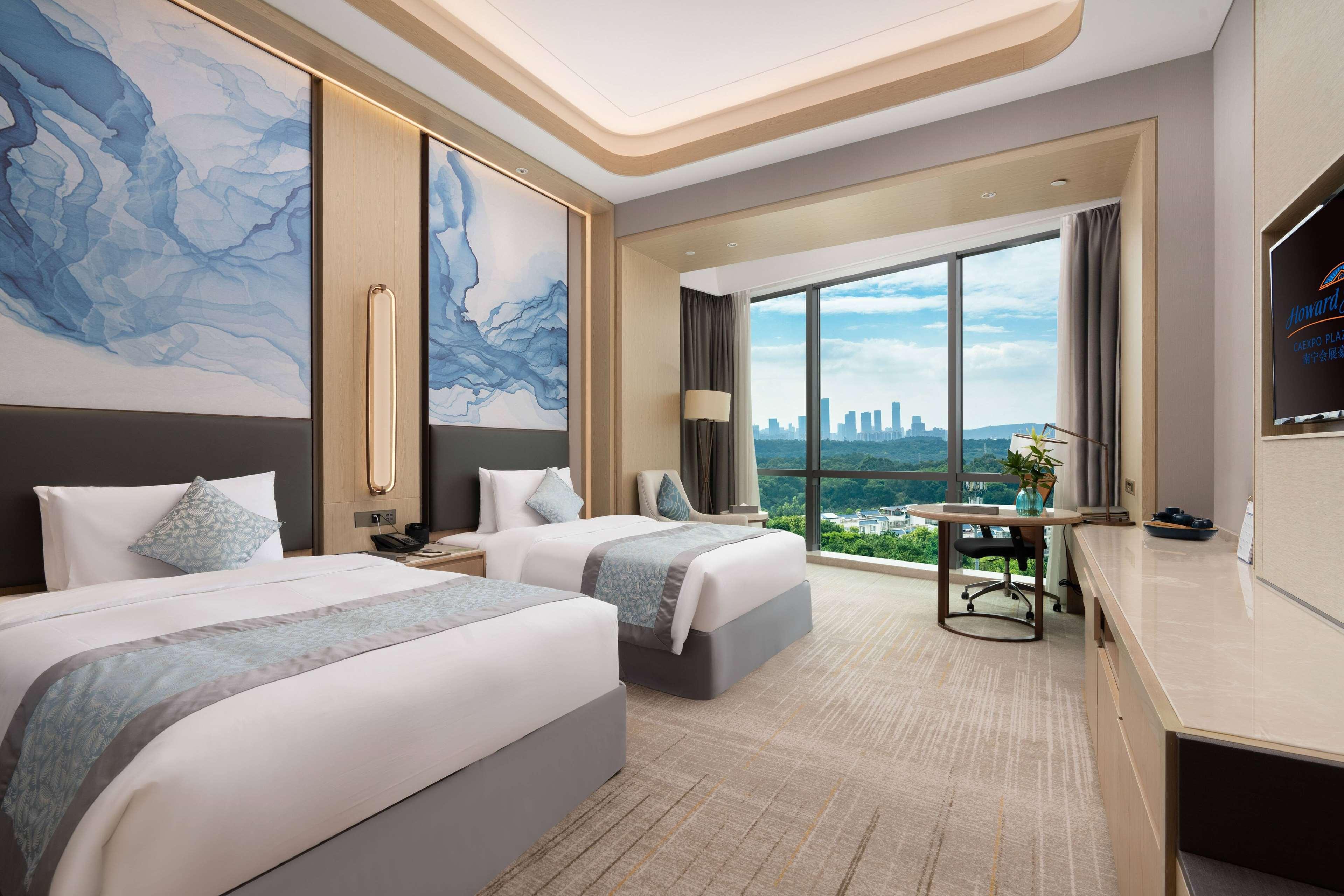 Twin Deluxe City View