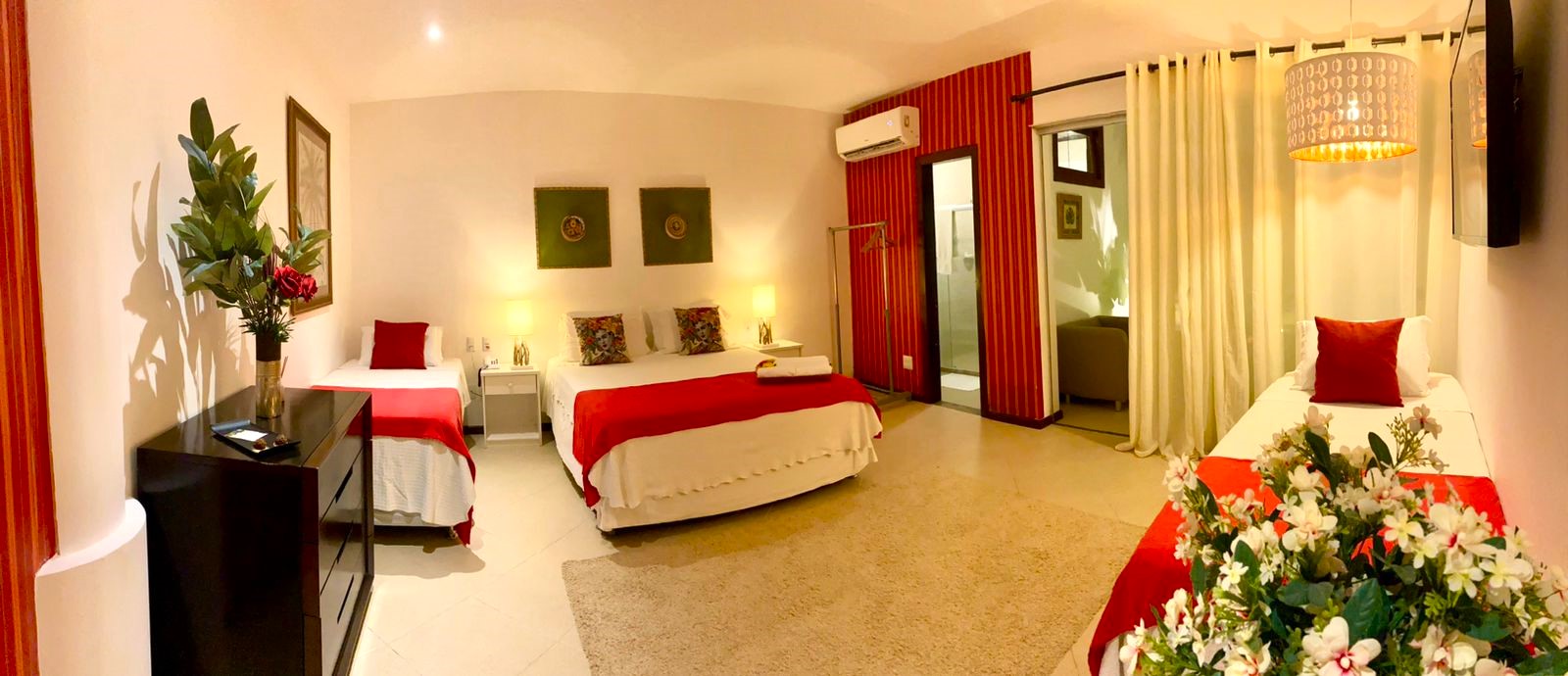 Quadruple Deluxe One Bed