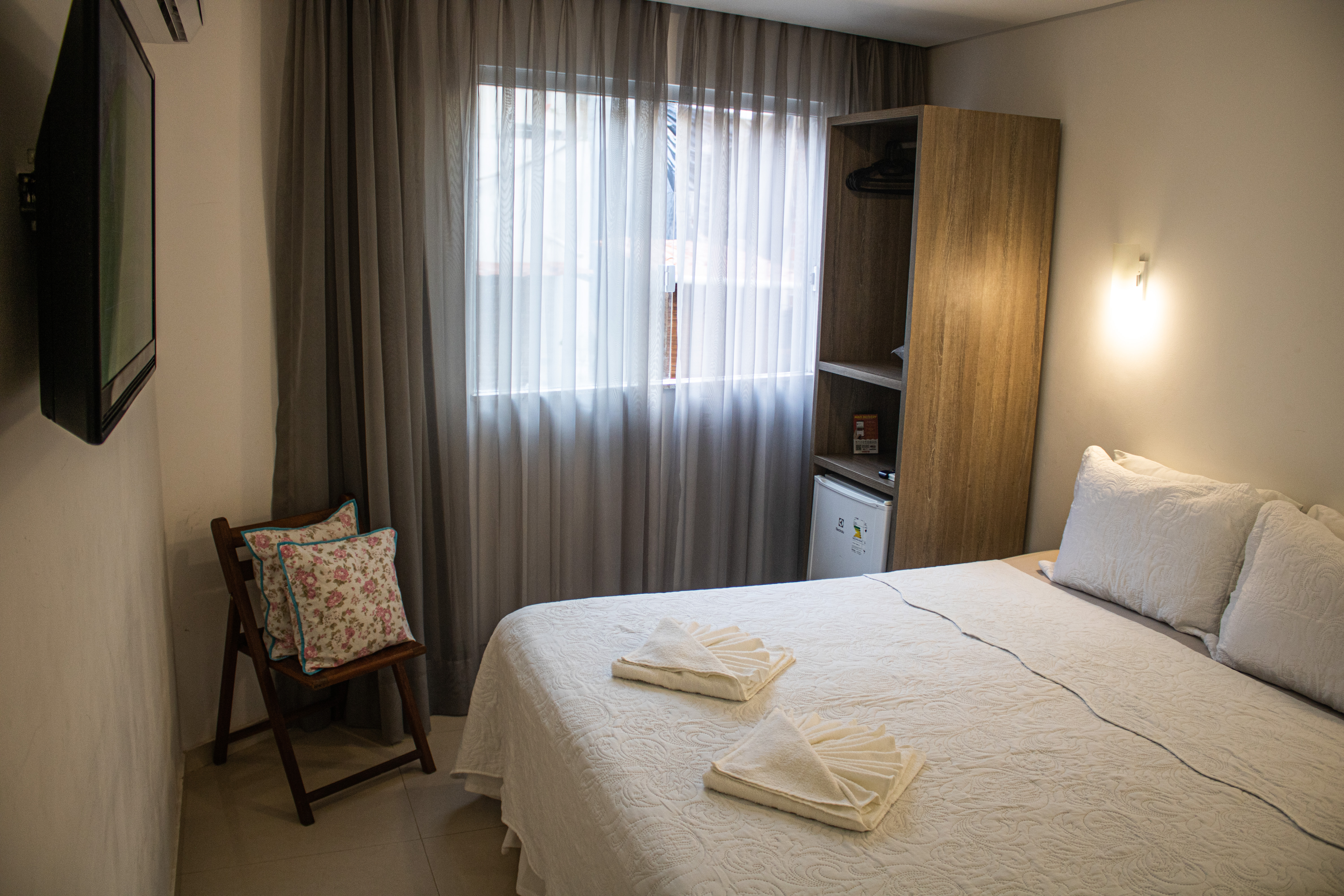 Double or Twin Standard