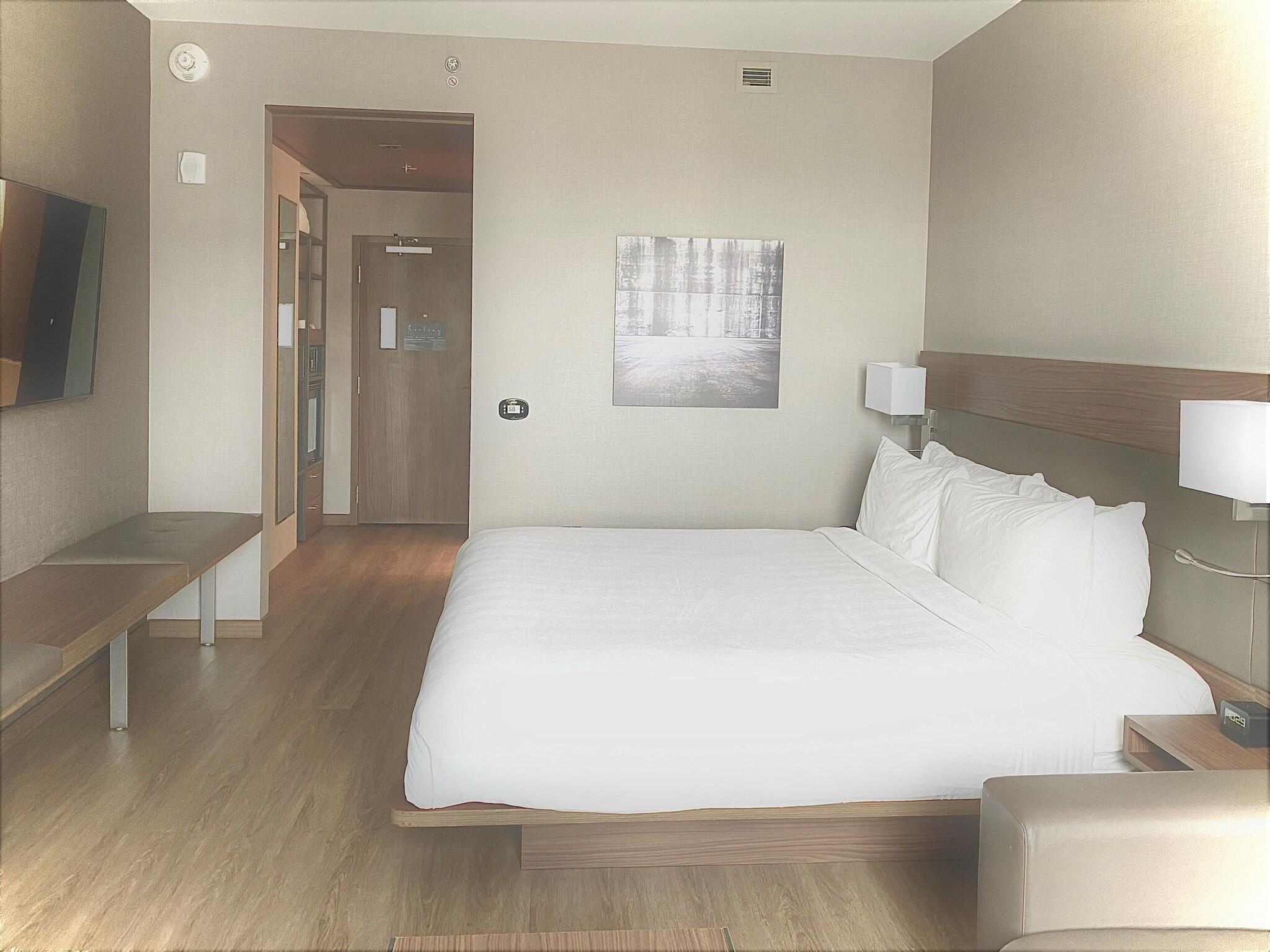 Double King Size Bed