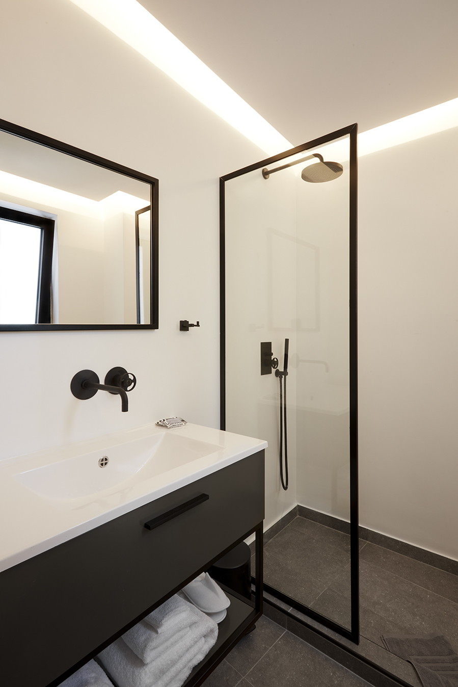 Double or Twin Superior