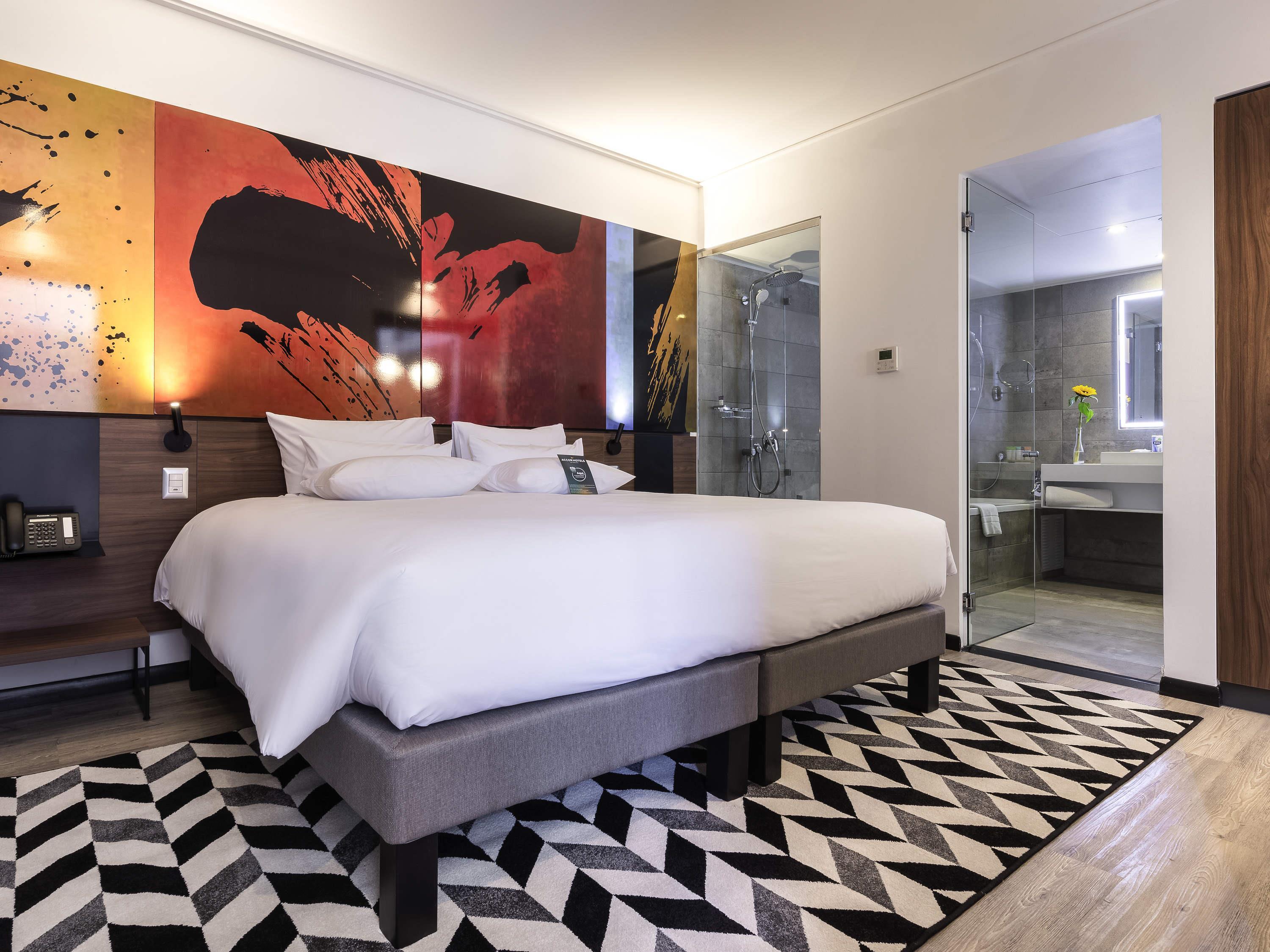 Double King Size Bed