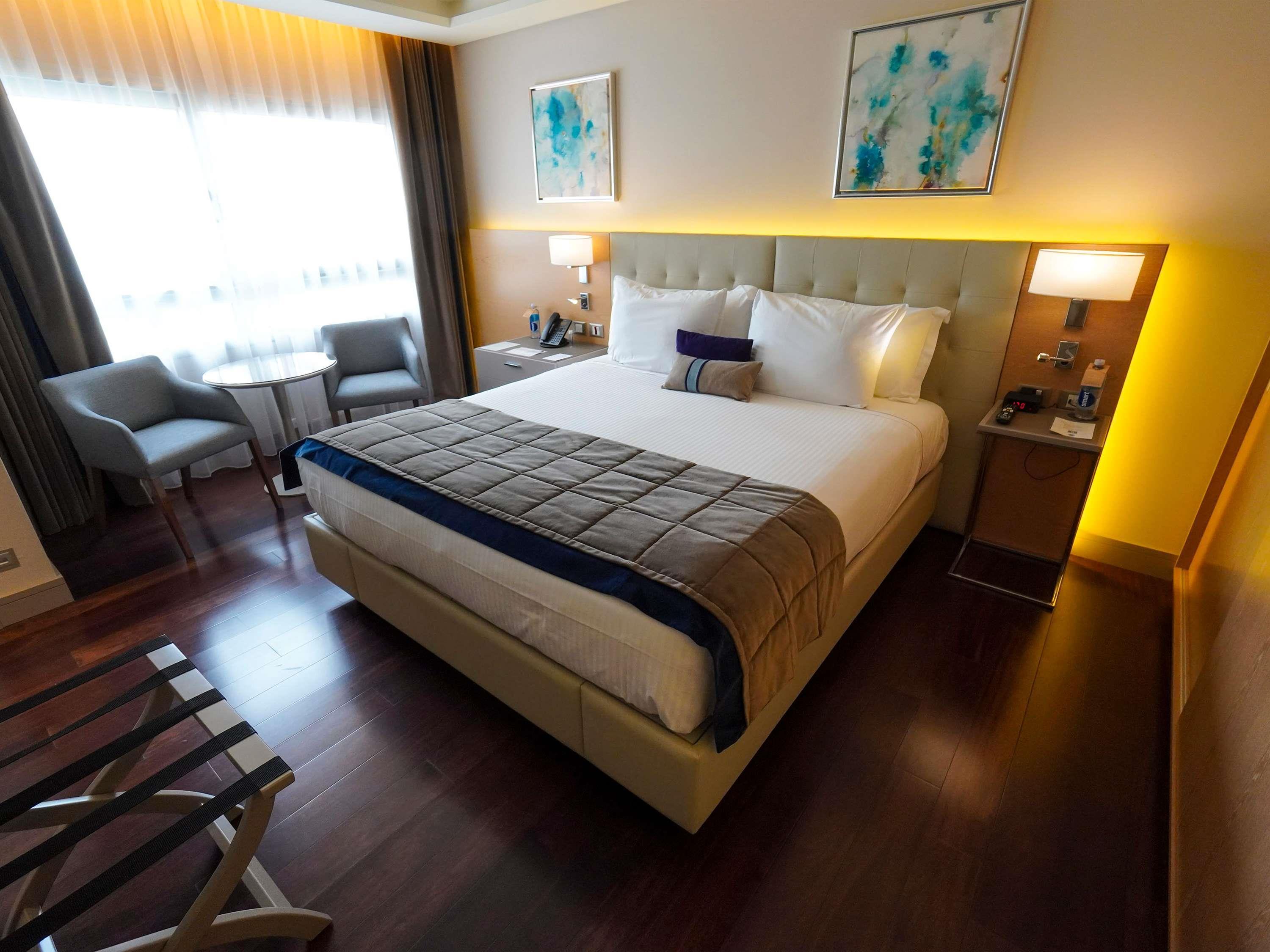 Double Superior King Bed