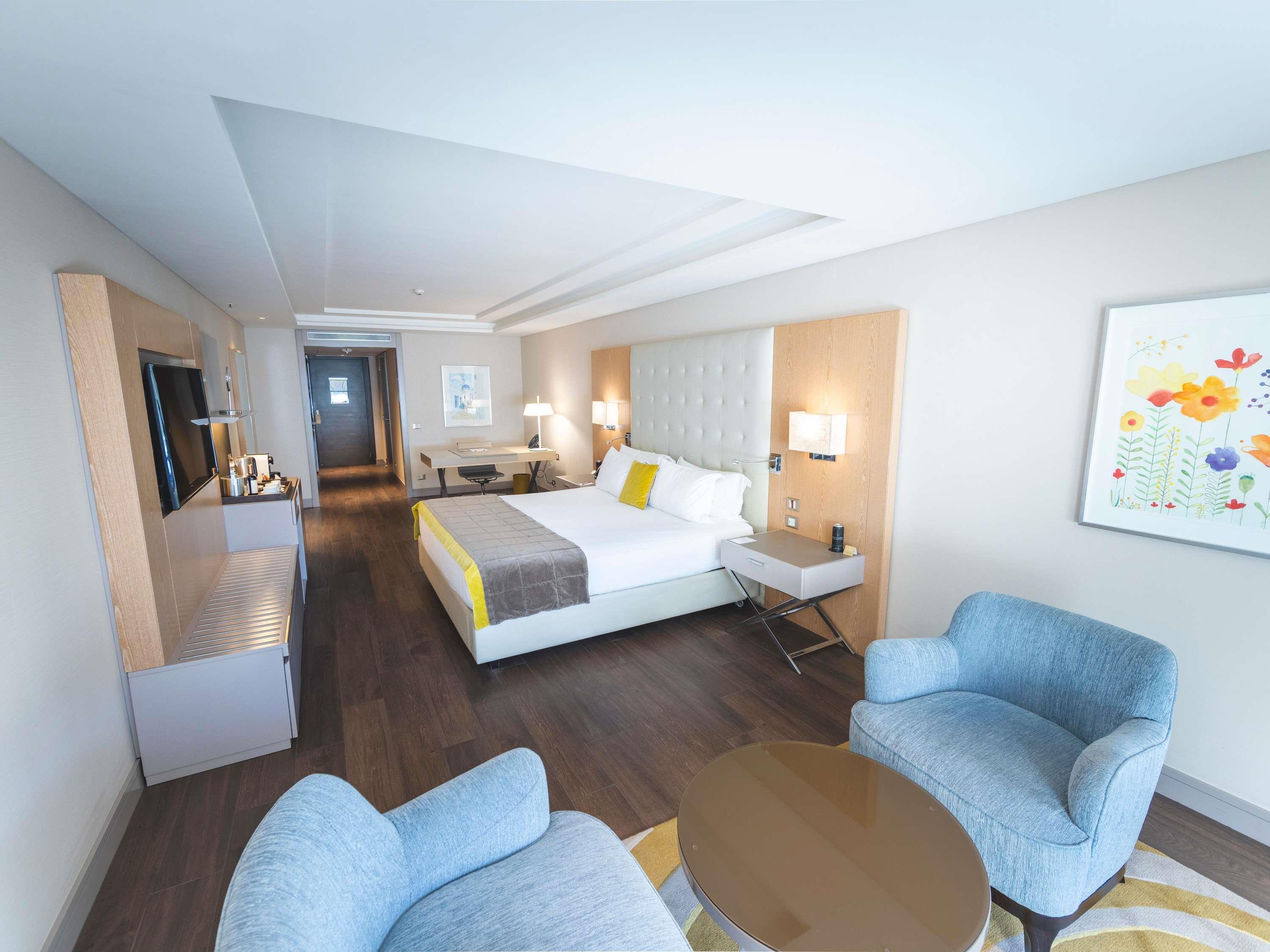 Double Executive King Bed