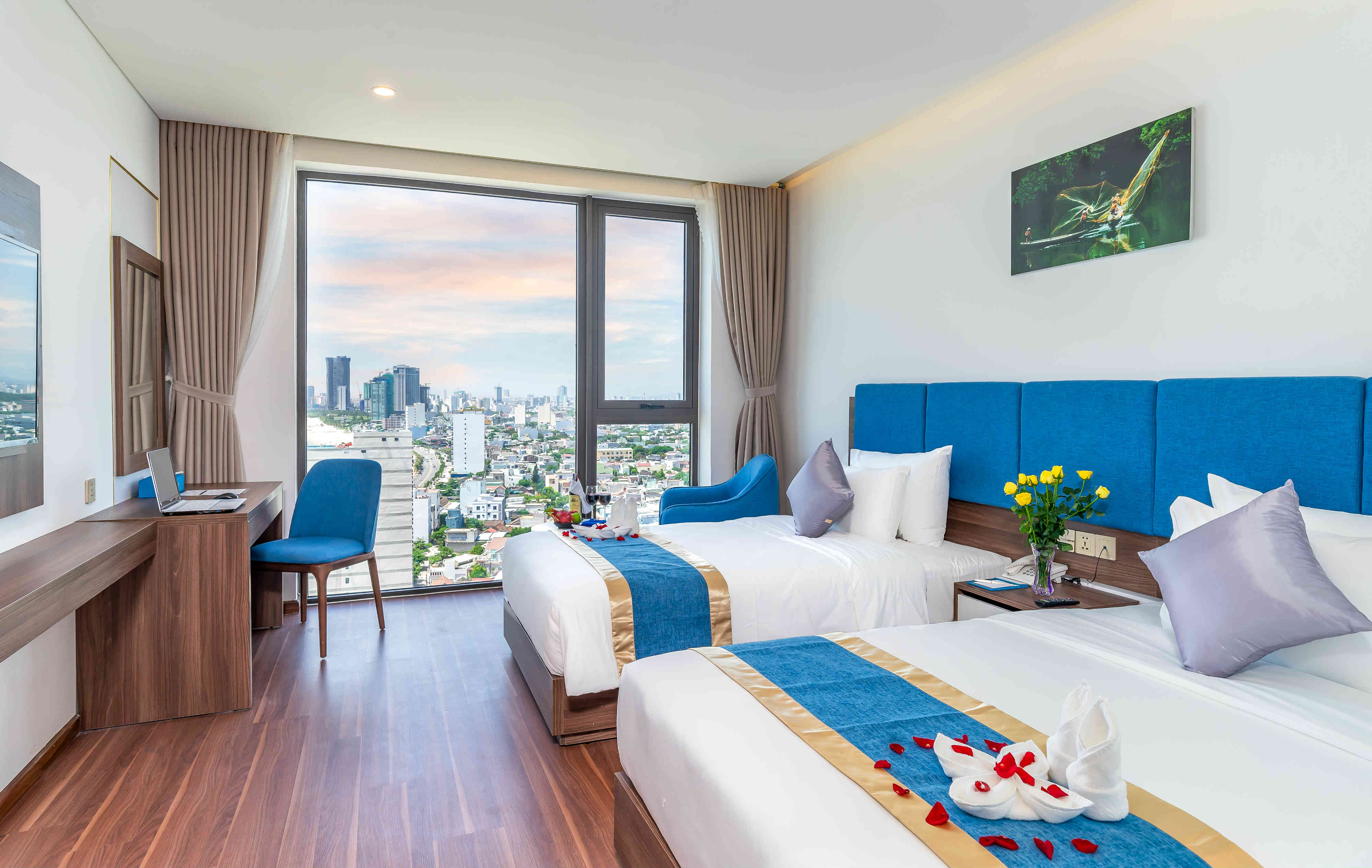 Twin Deluxe Sea View