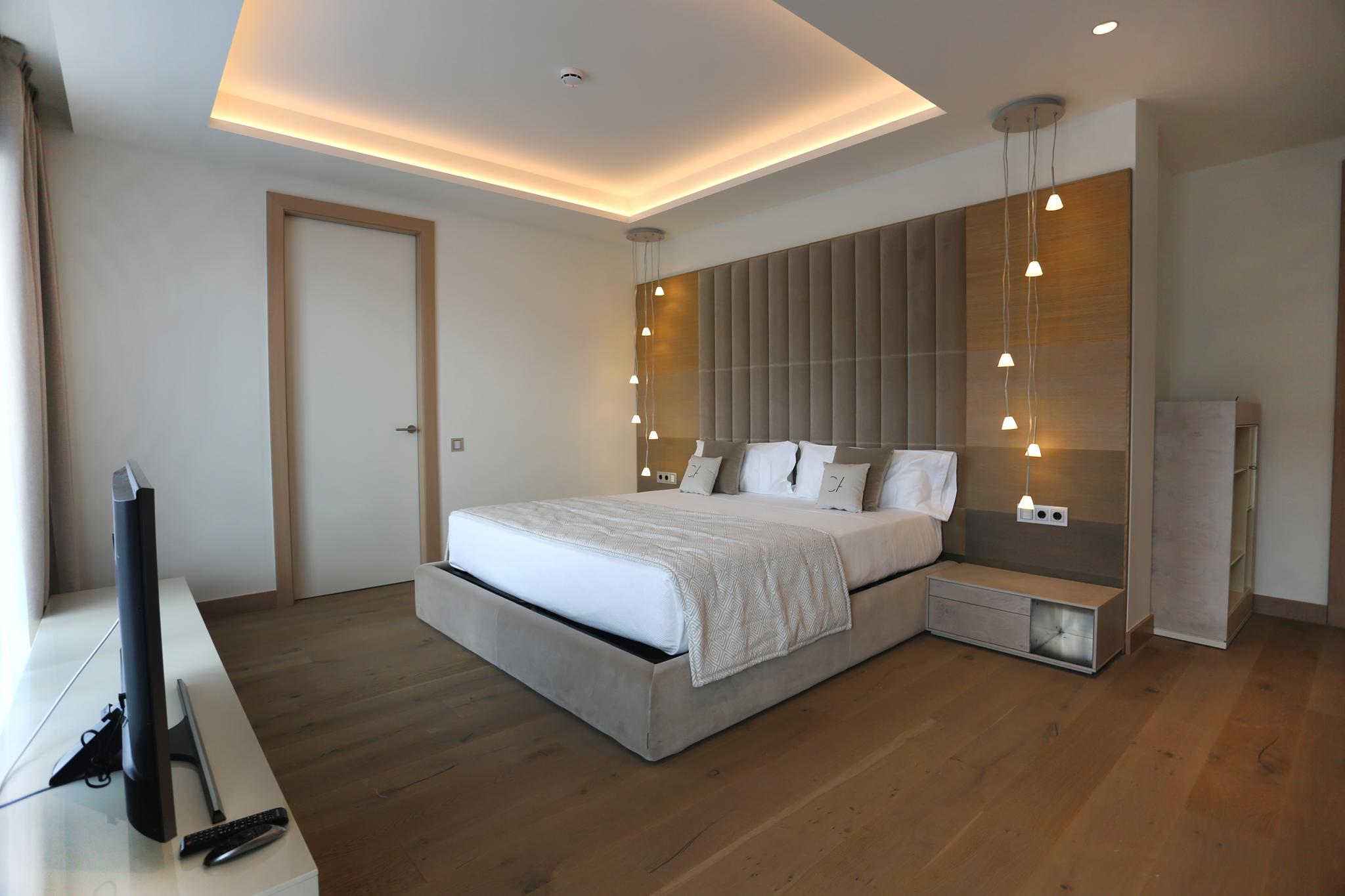 Apartment Capacity 6 Three Bedroom