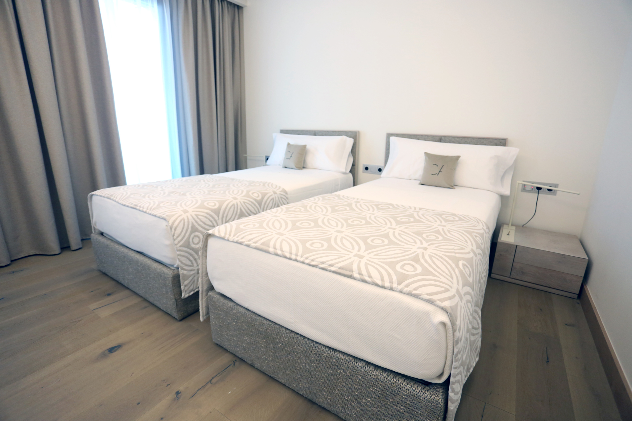 Apartment Capacity 6 Three Bedroom