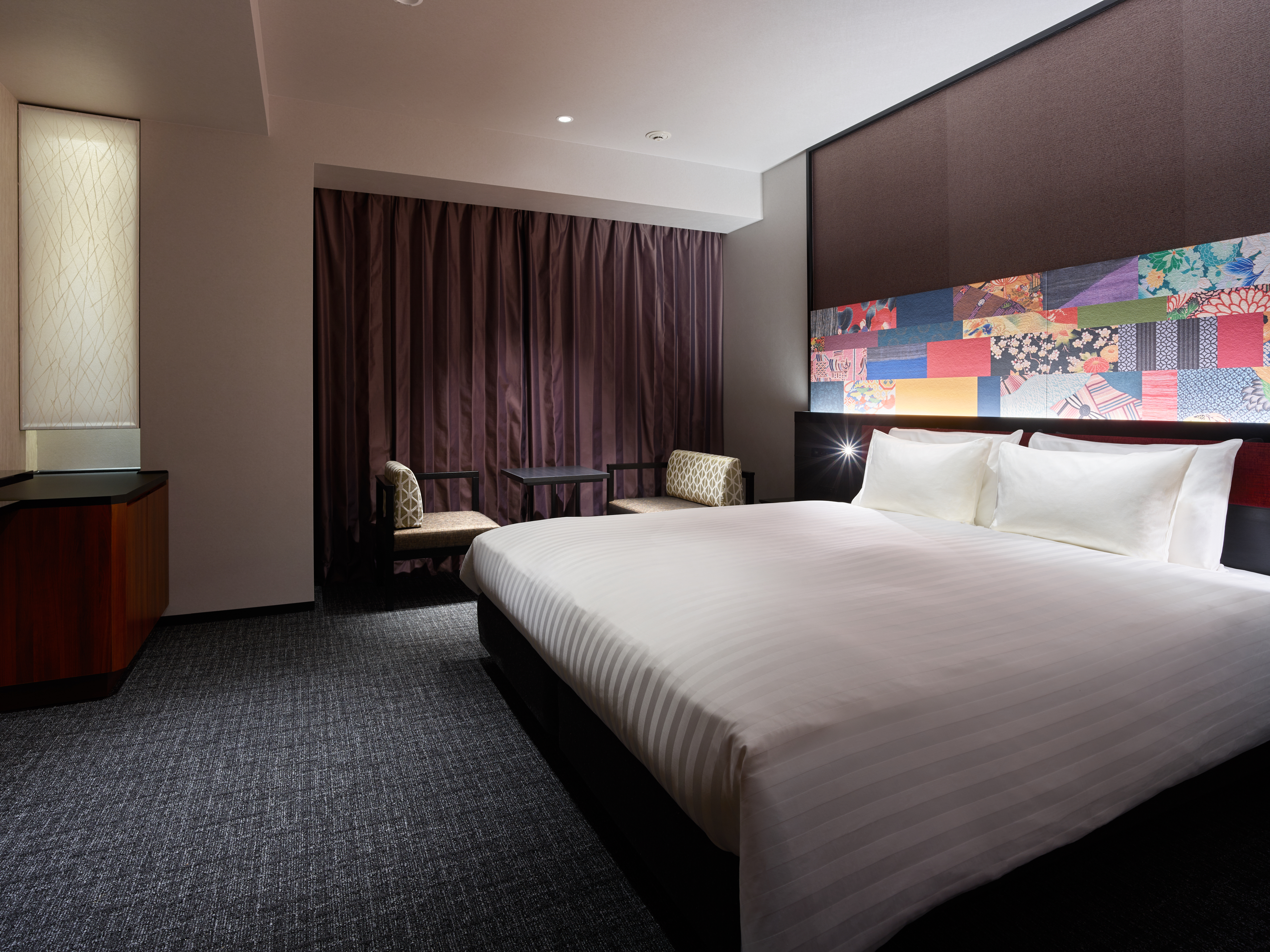 Double King Size Bed