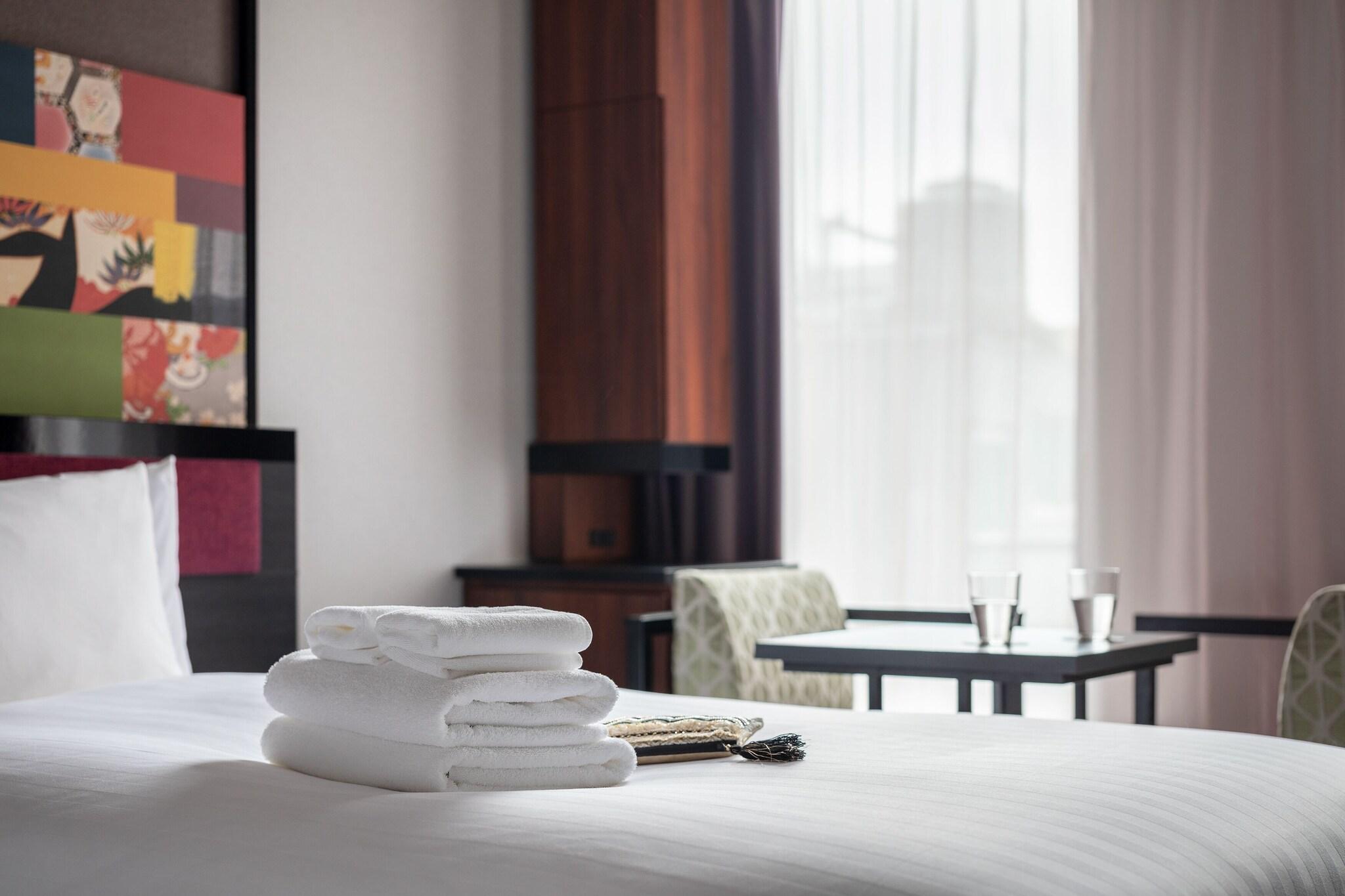 Double Single Queen Size Bed