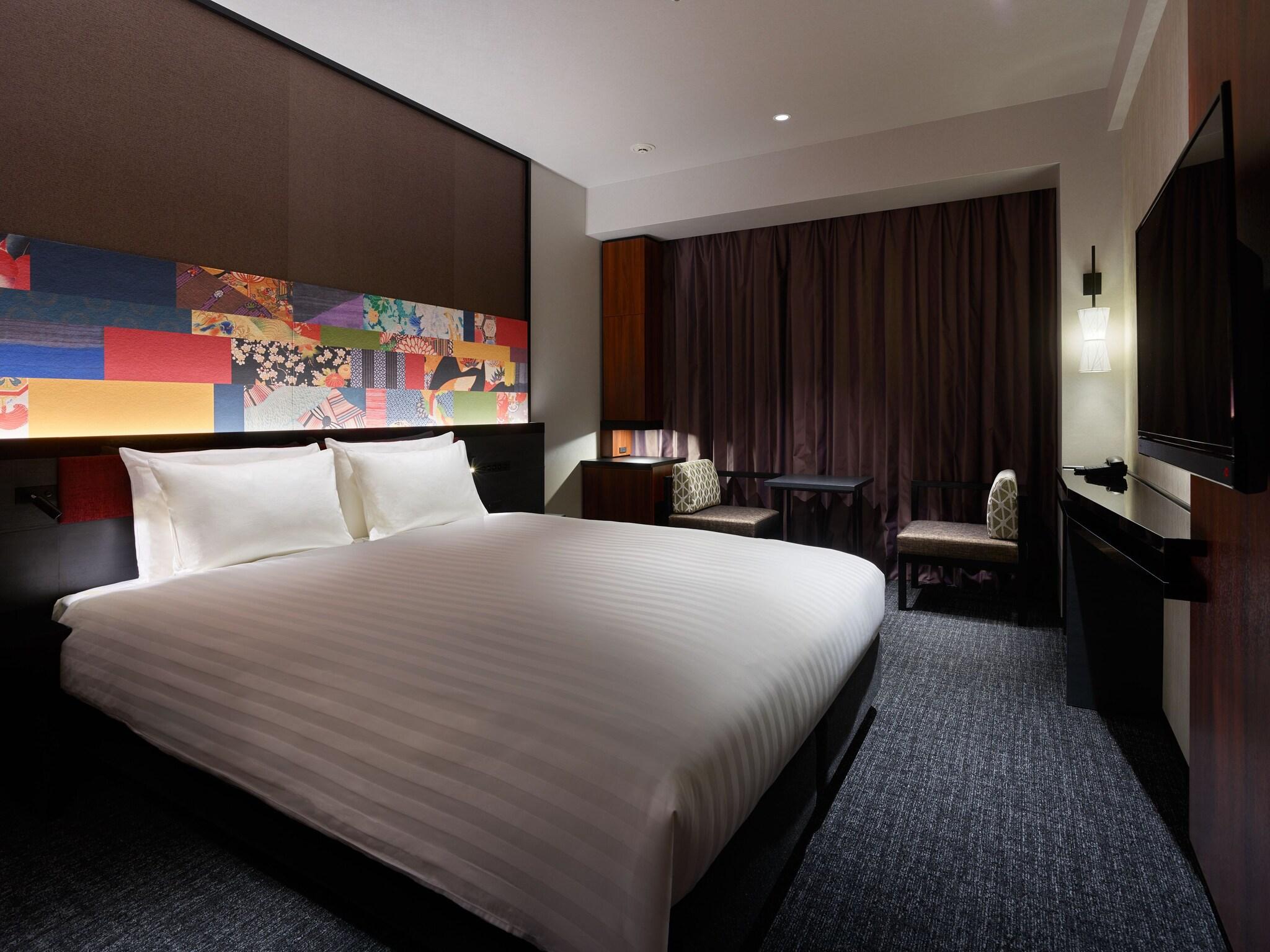 Double Single Queen Size Bed