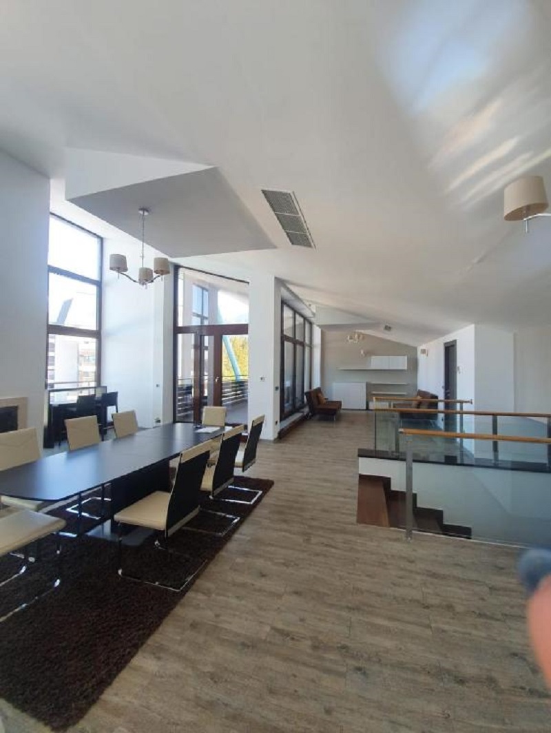 Apartment Penthouse Deluxe