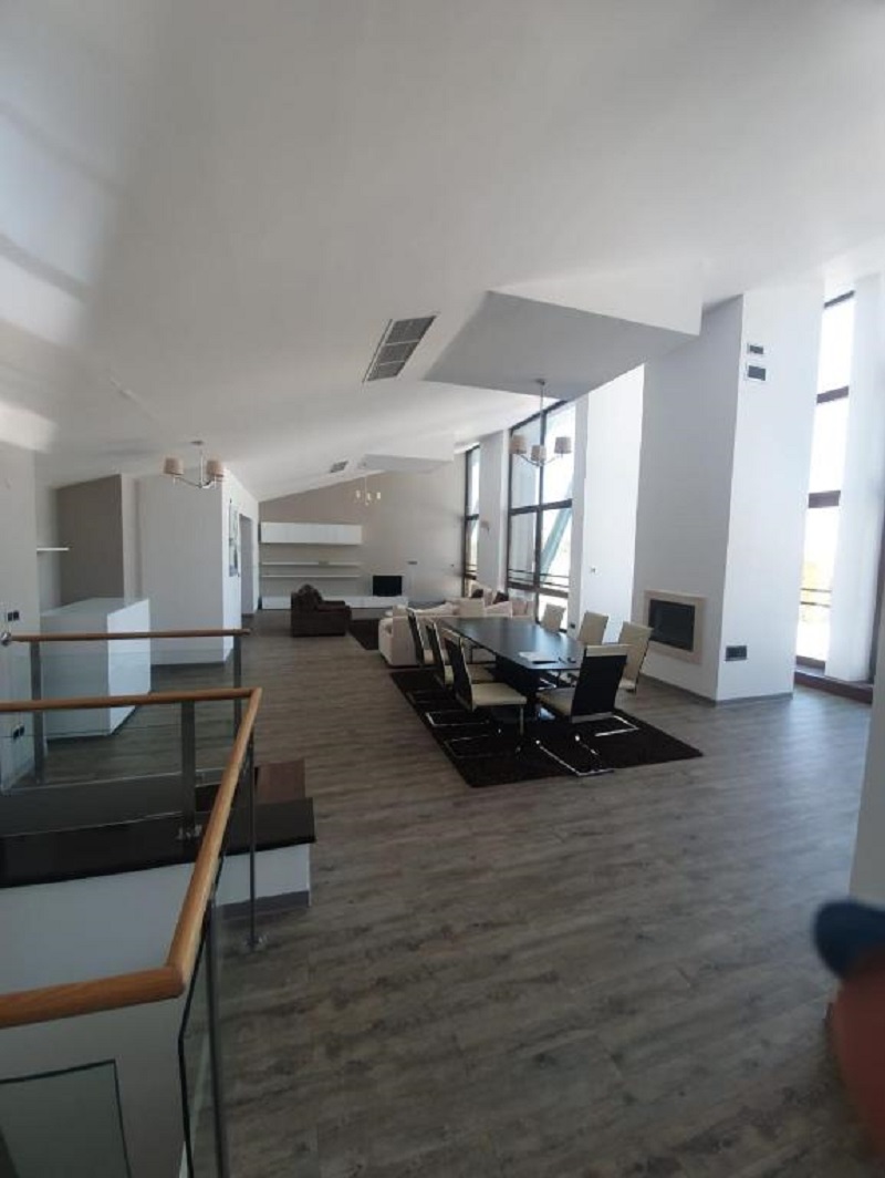 Apartment Penthouse Deluxe