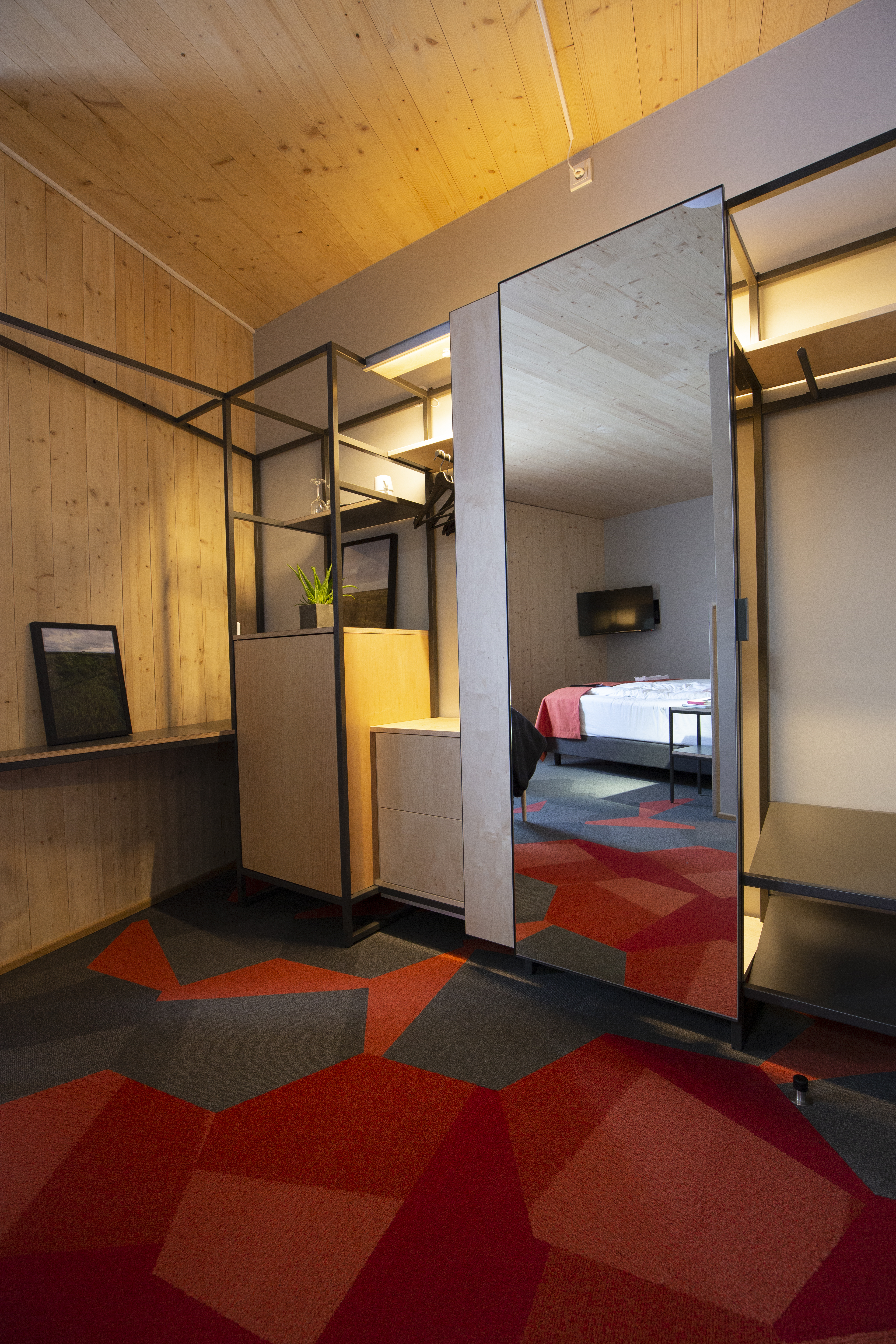 Double or Twin Standard