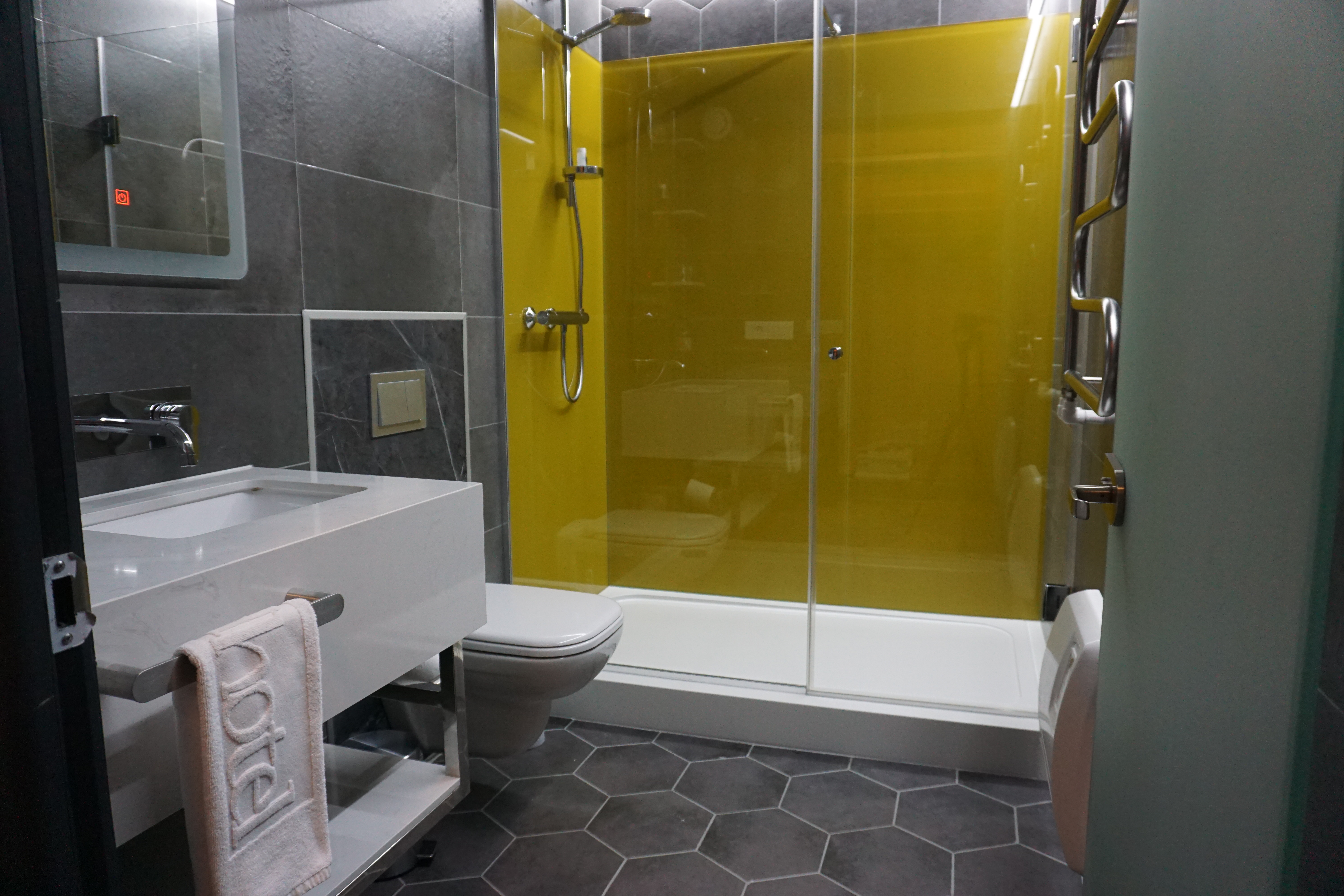 Double or Twin Standard