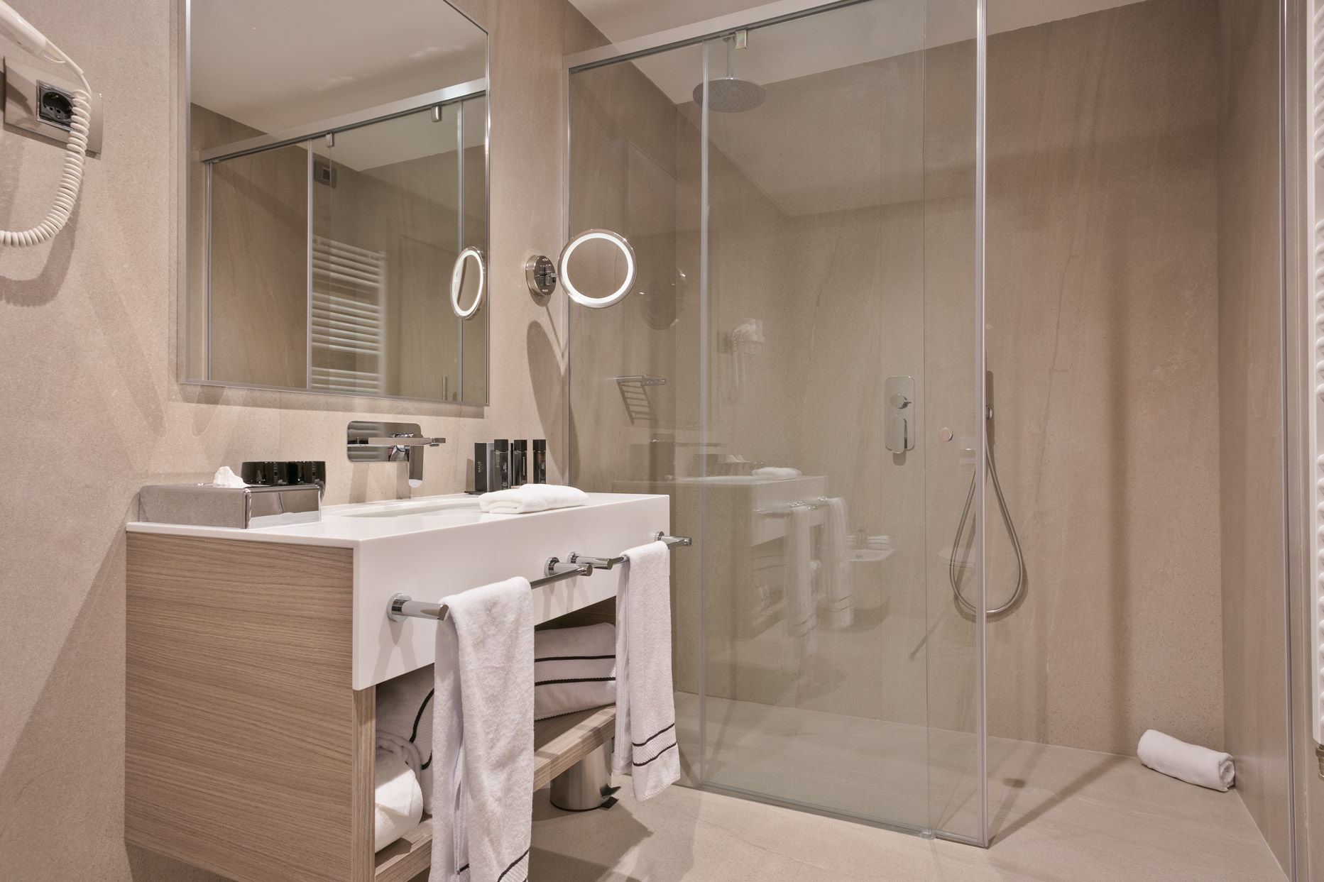 Double Deluxe Mountain View