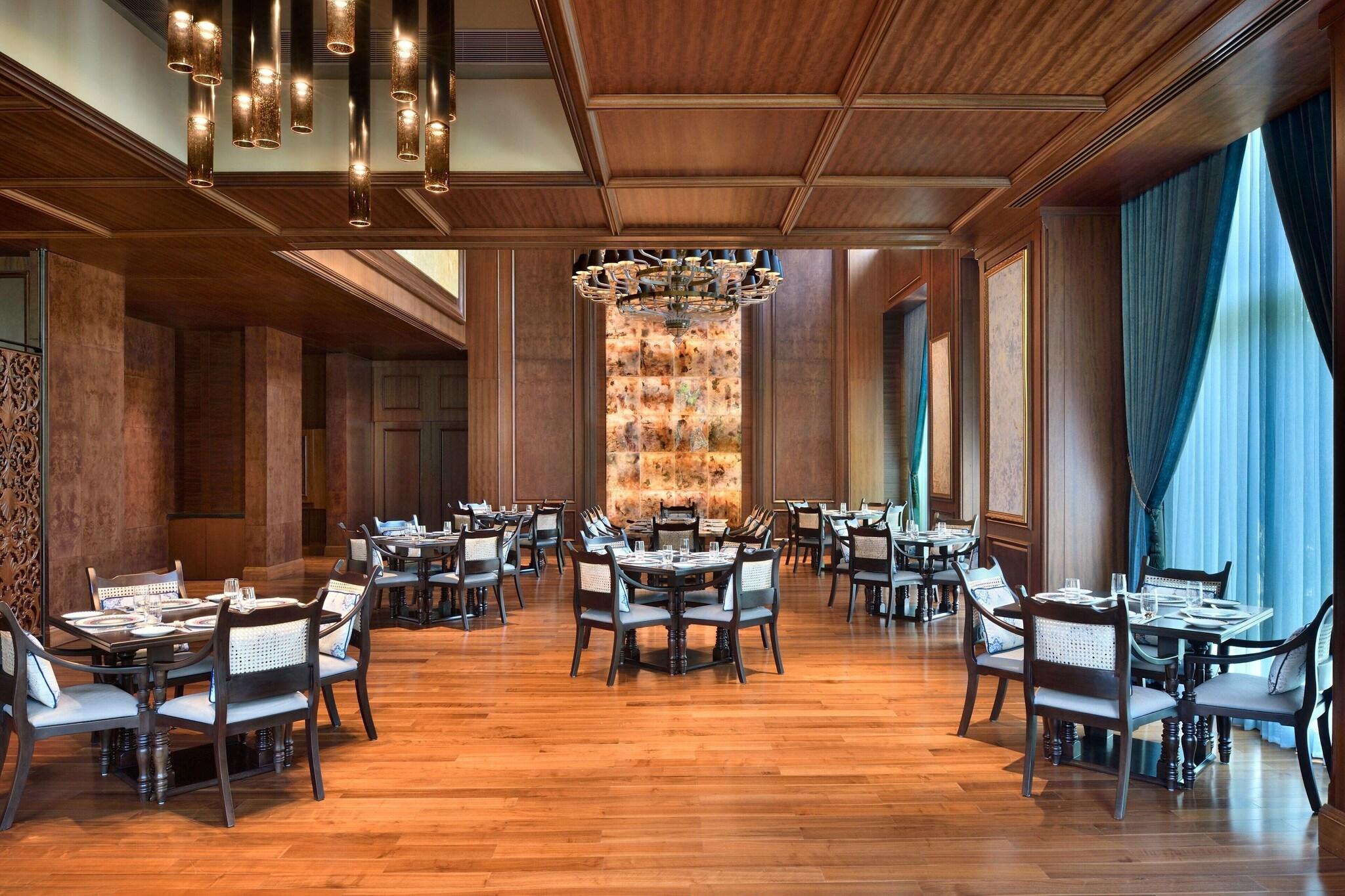 Double Deluxe City View