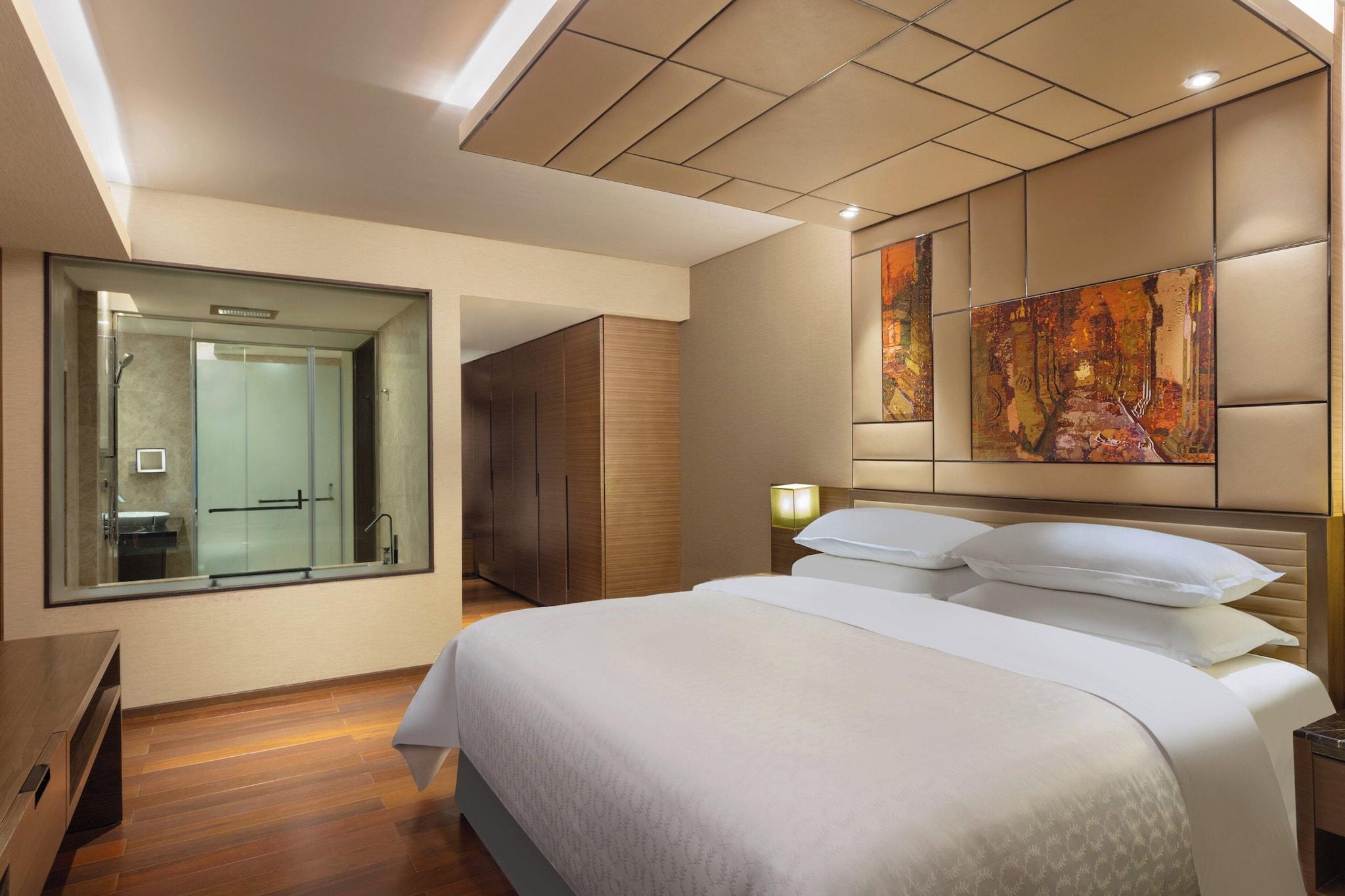 Double Deluxe City View