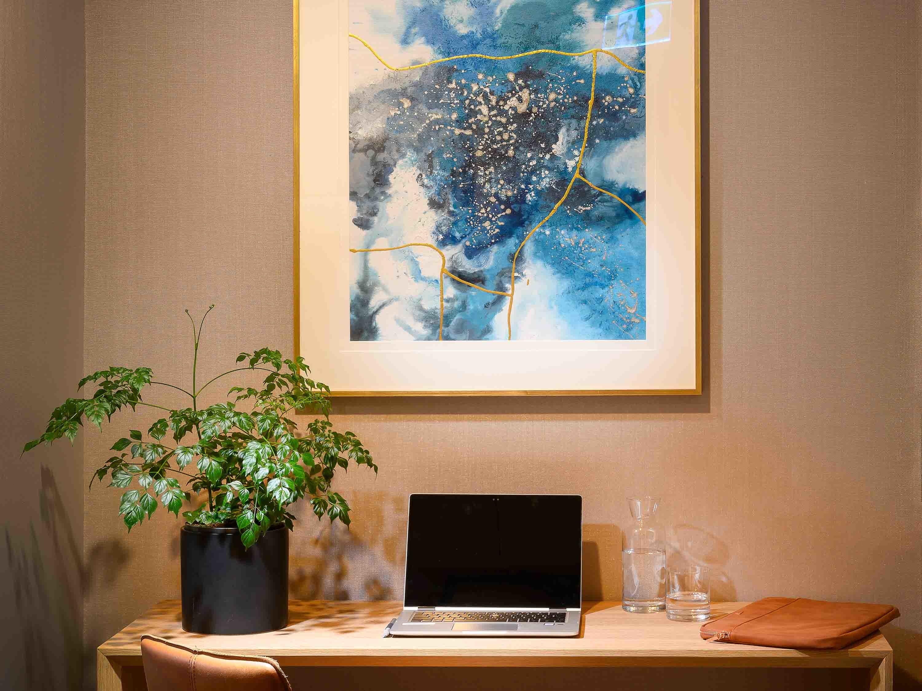 Junior Suite King Size Bed