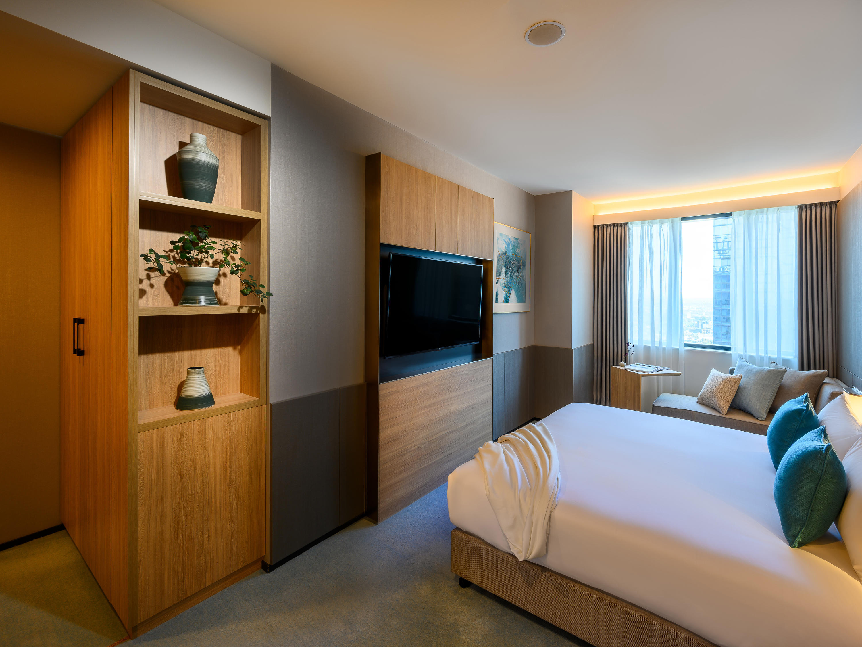 Junior Suite King Size Bed