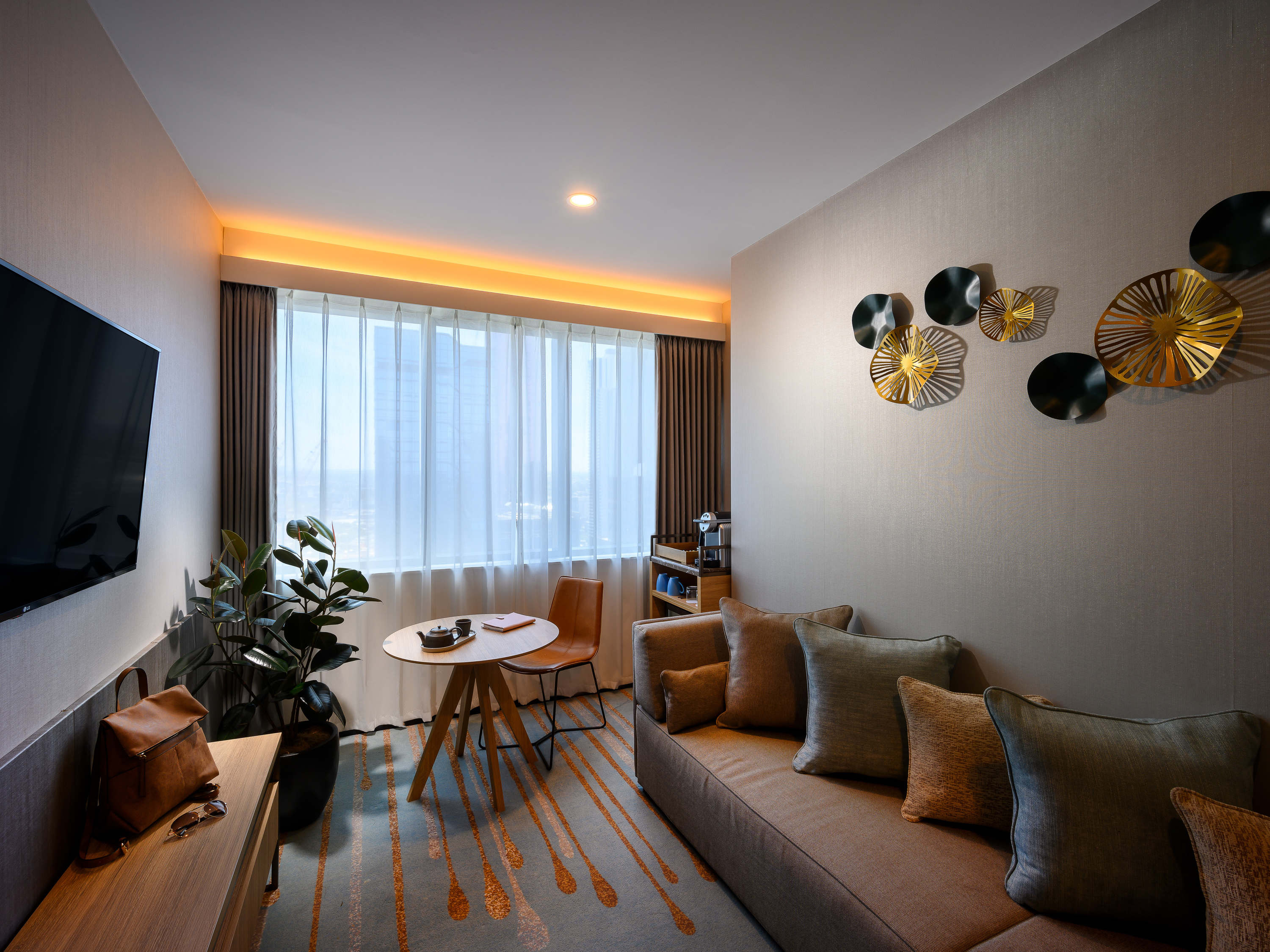 Junior Suite King Size Bed