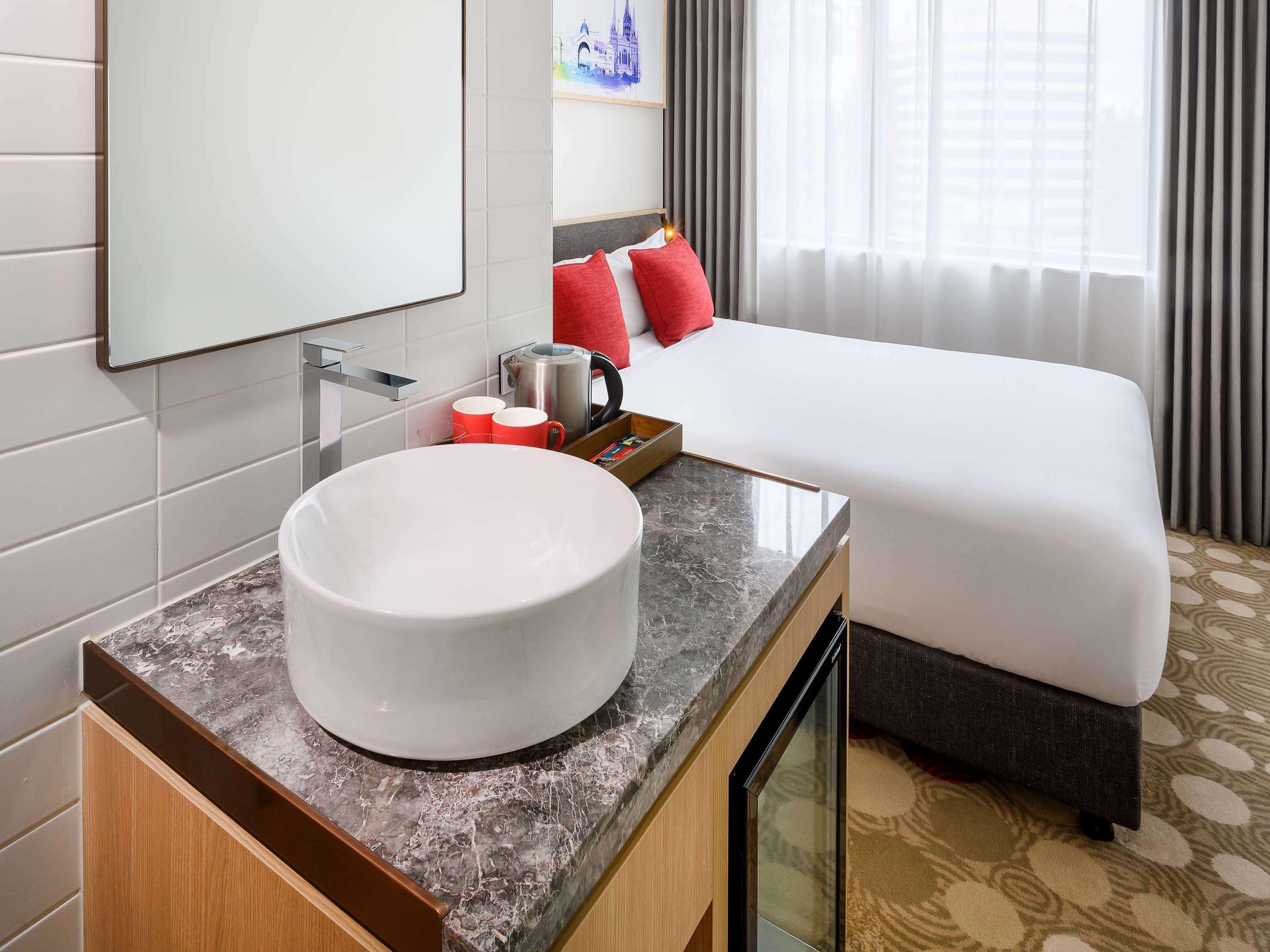 Double Queen Size Bed