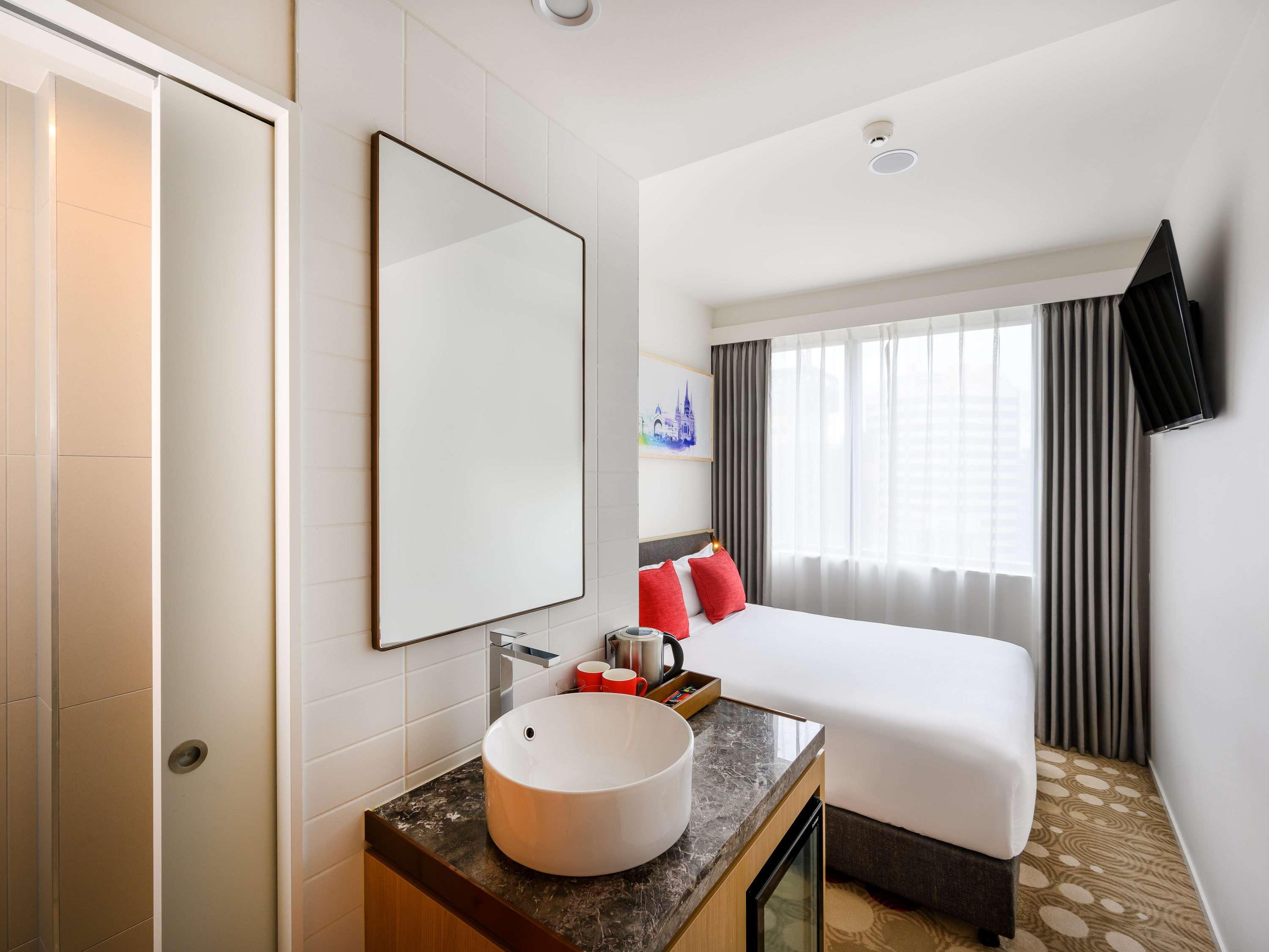 Double Queen Size Bed