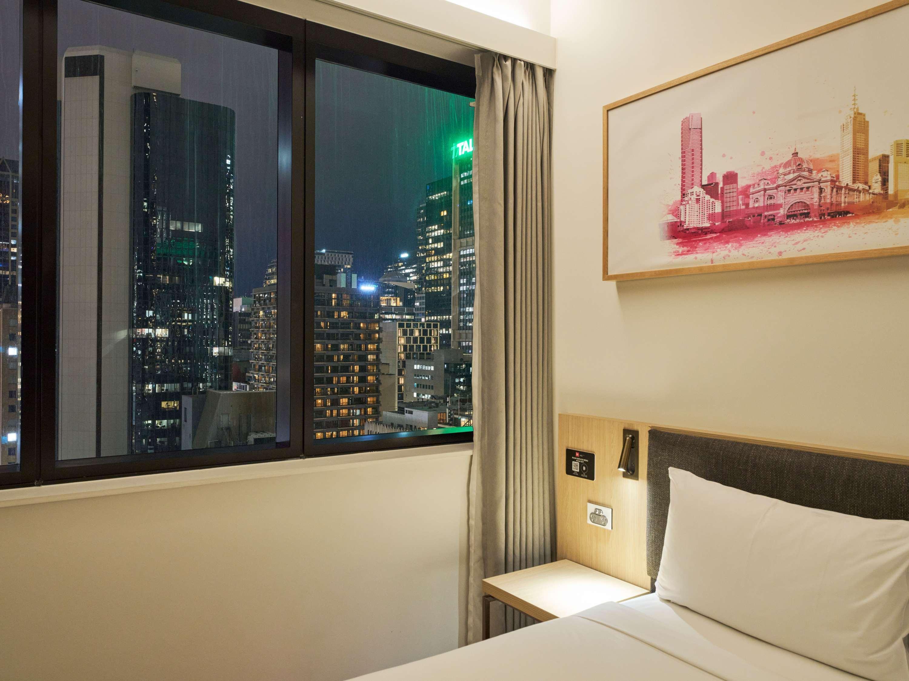 Double Queen Size Bed