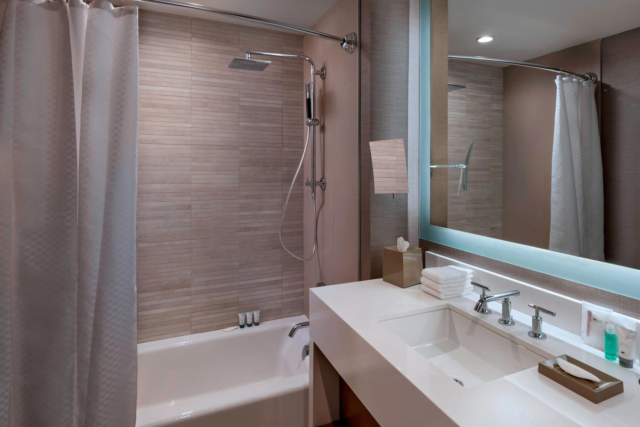 Double Accessible King Size Bed