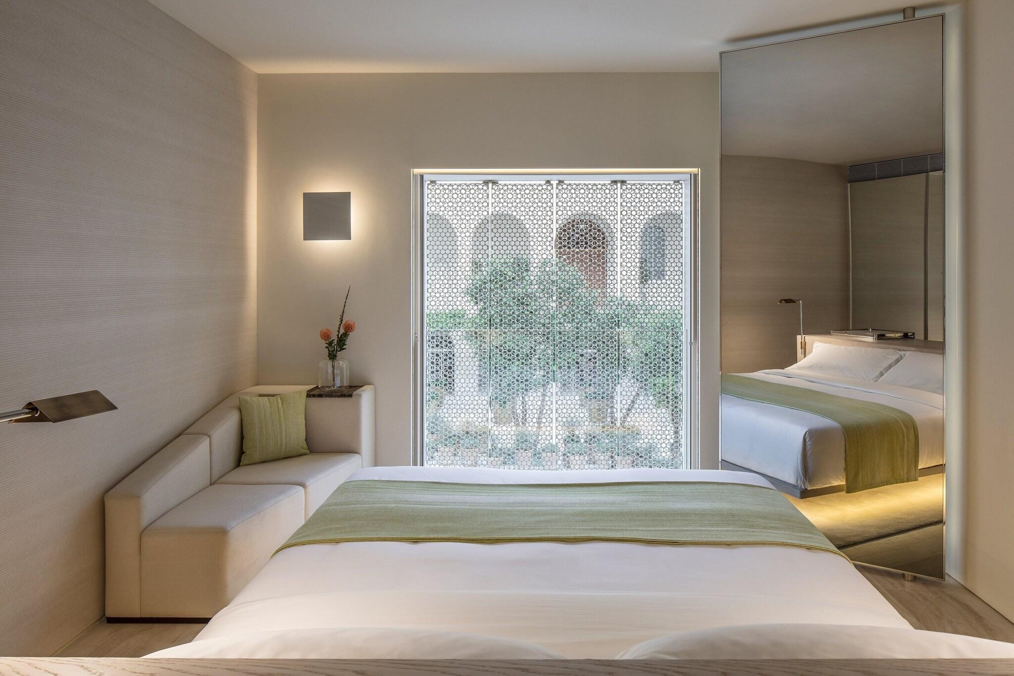 Double Deluxe with Views