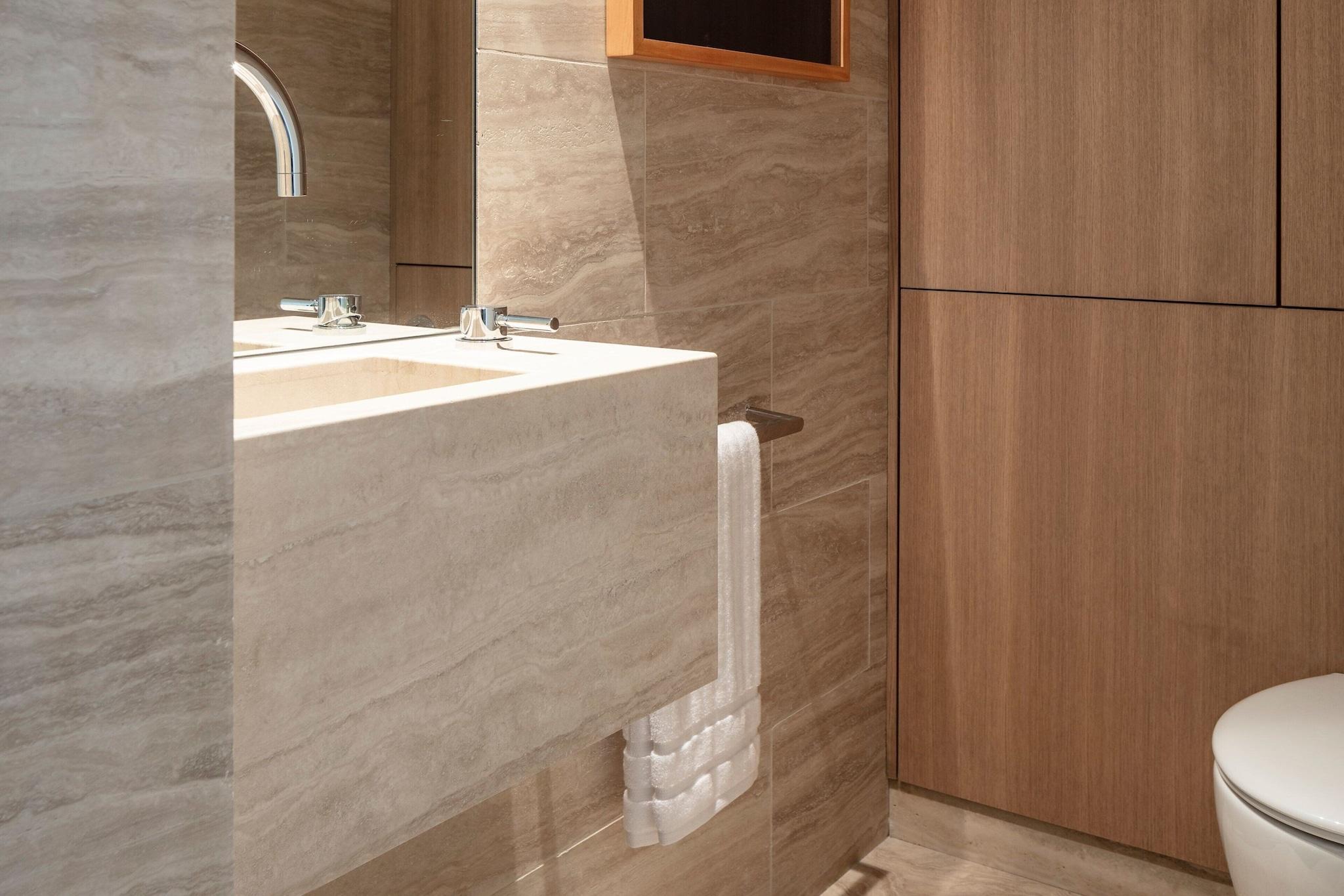 Double Classic King Bed