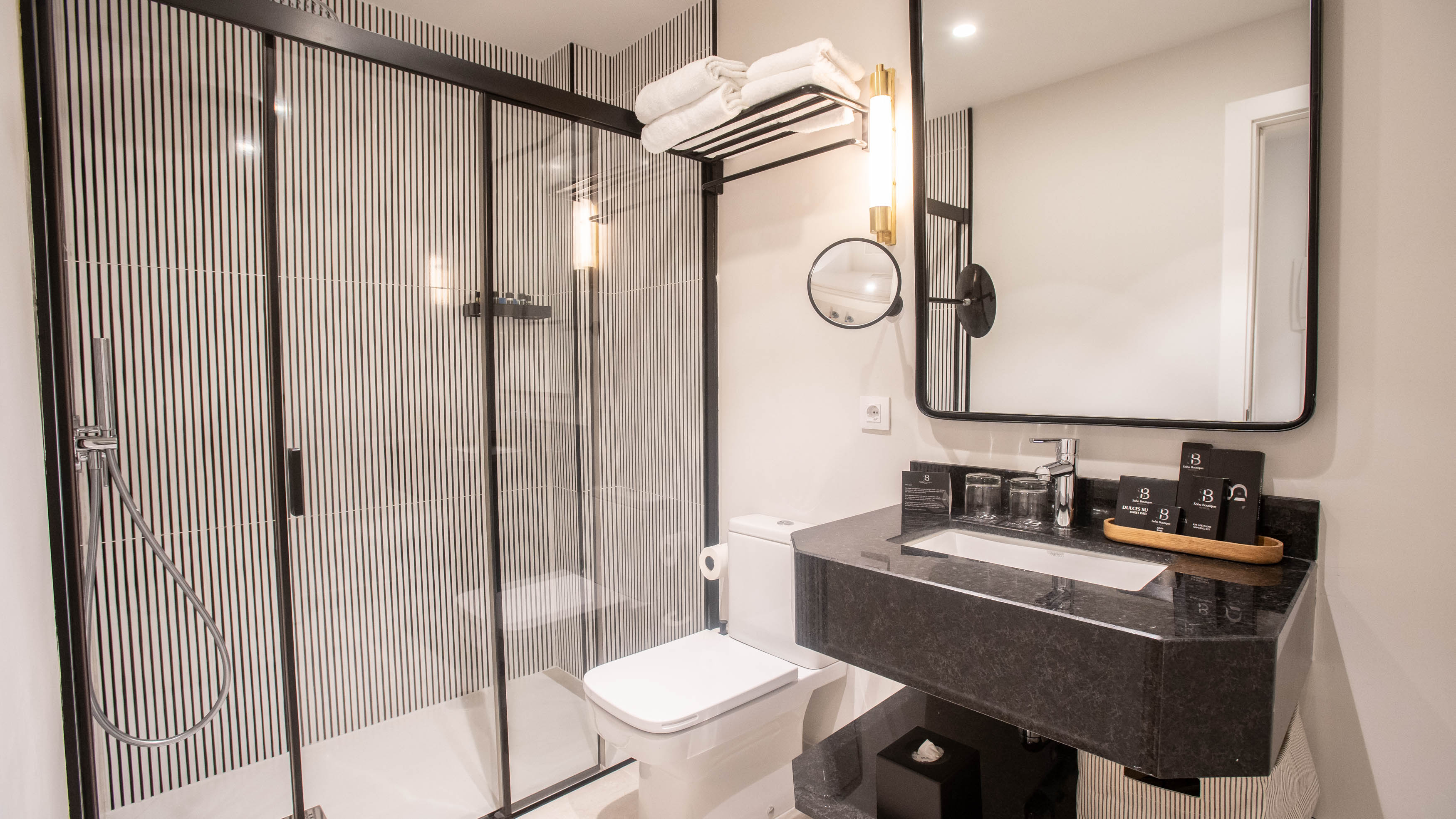 Double or Twin Standard