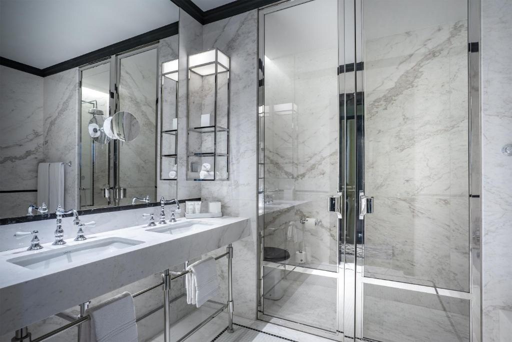 Double or Twin Superior