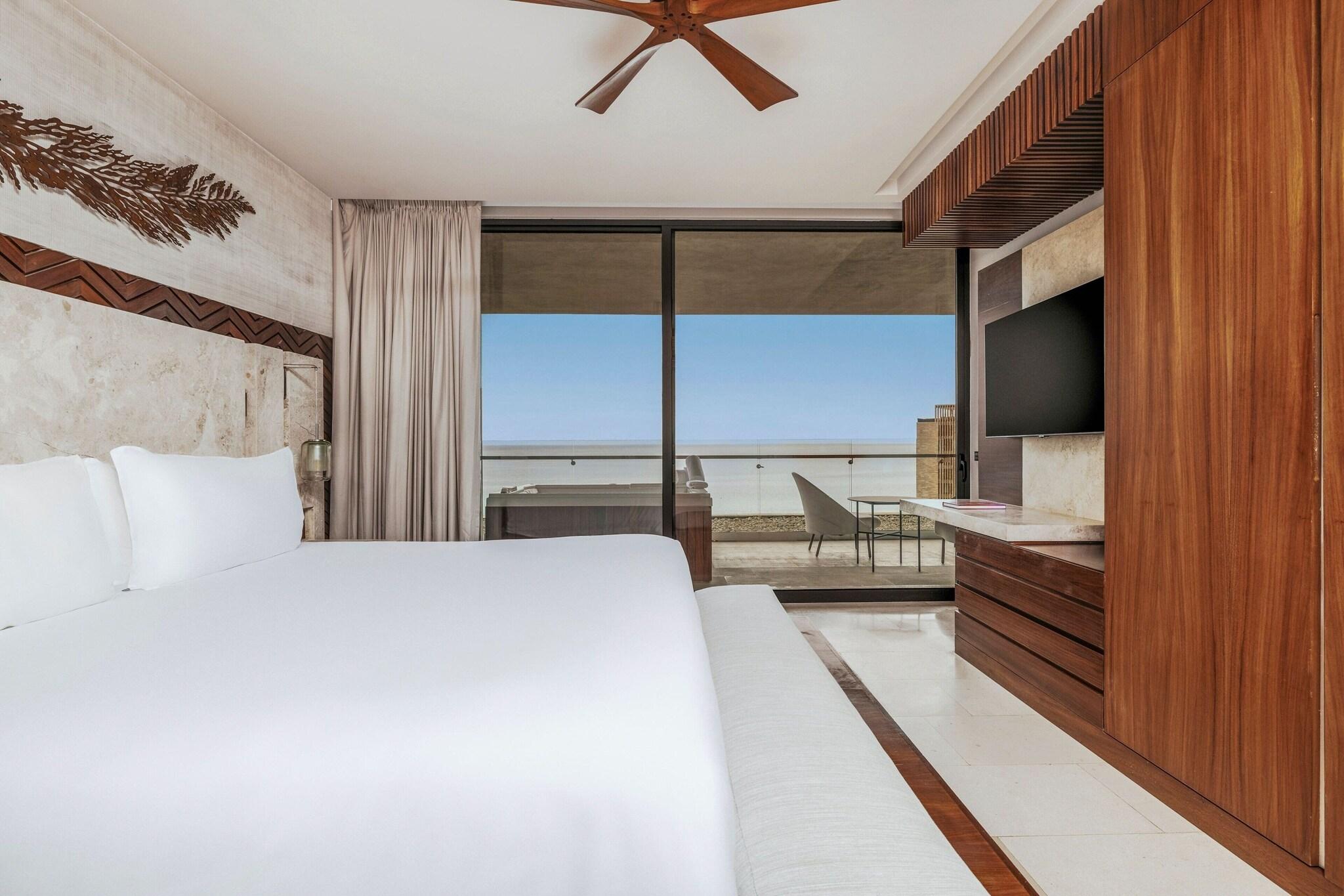 Suite Ocean View Two Double Beds