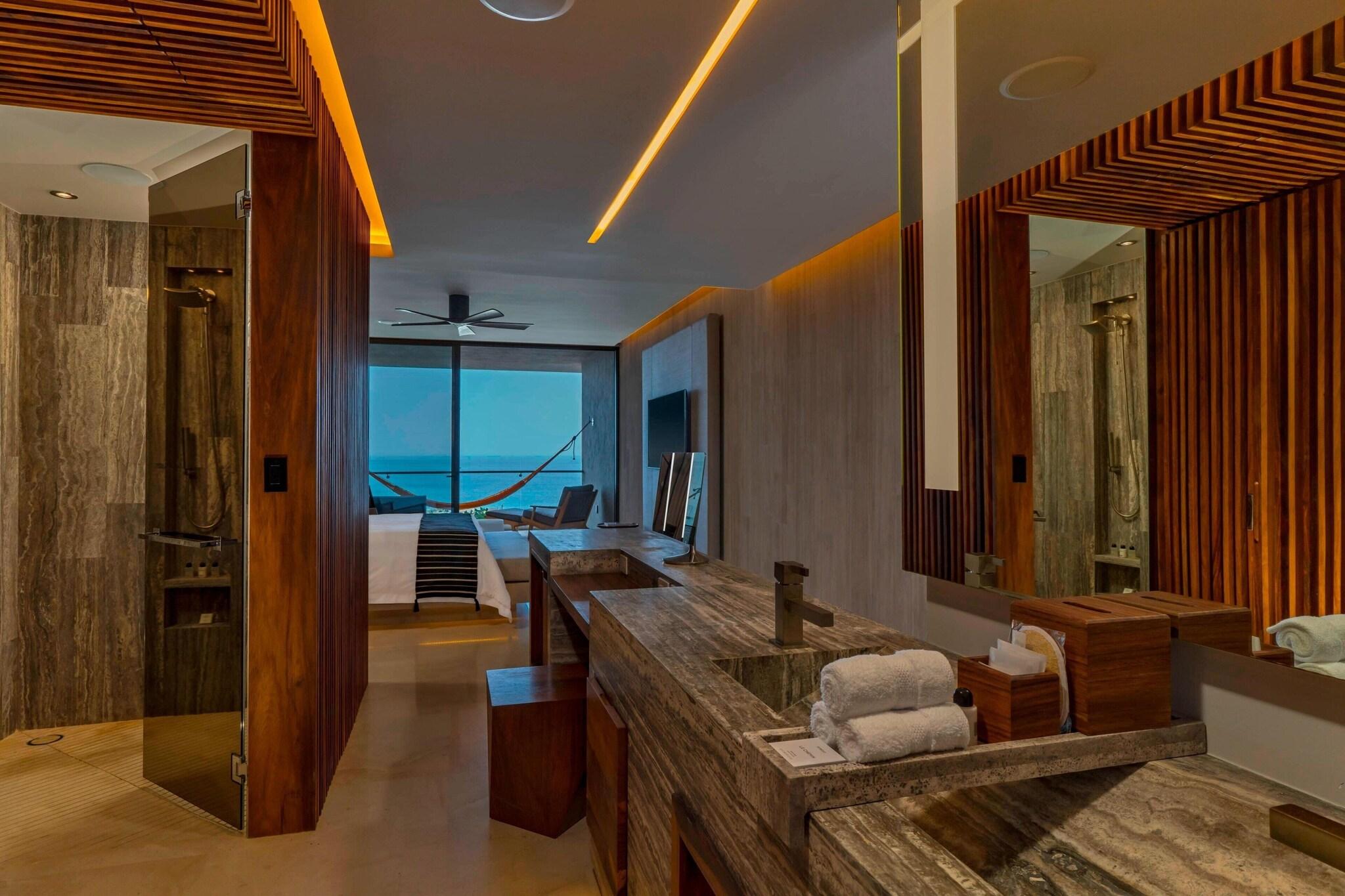 Double Ocean View King Bed