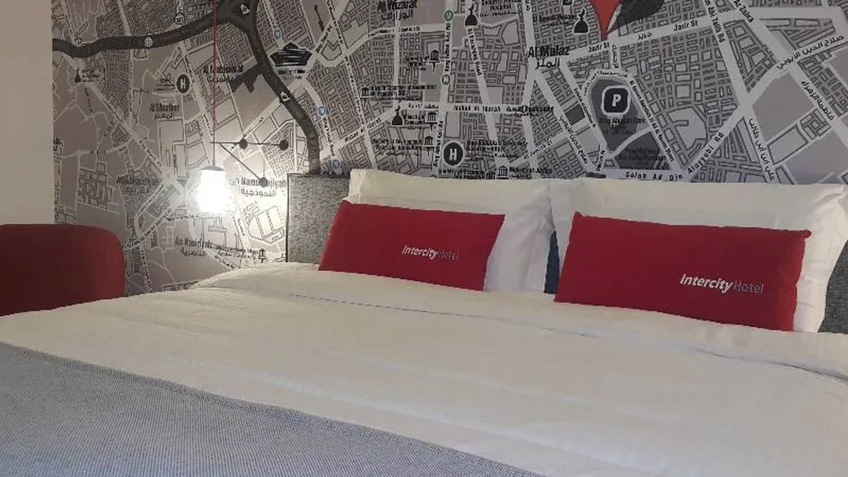 Double Superior King Bed