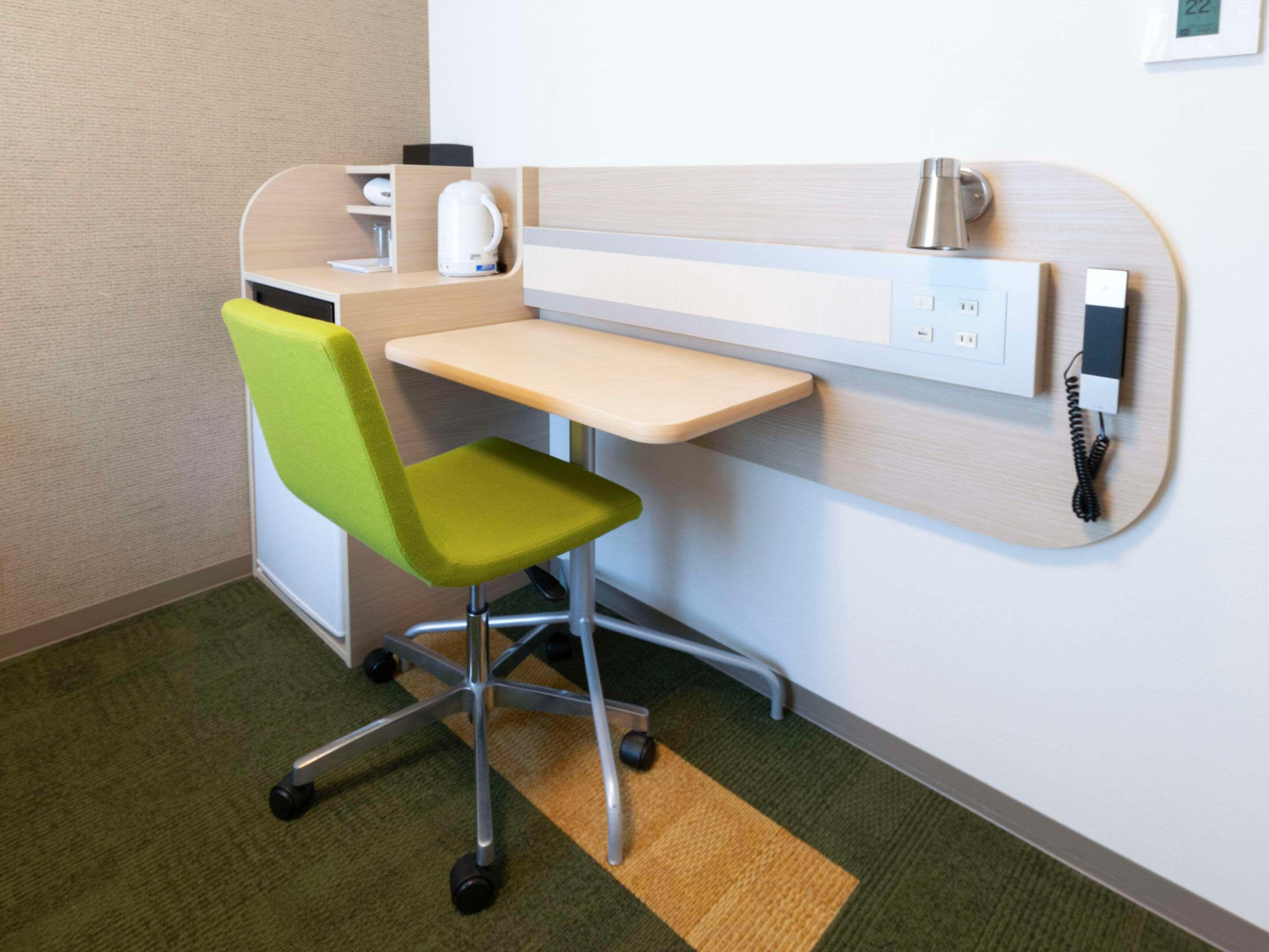 Double Queen Bed Non Smoking