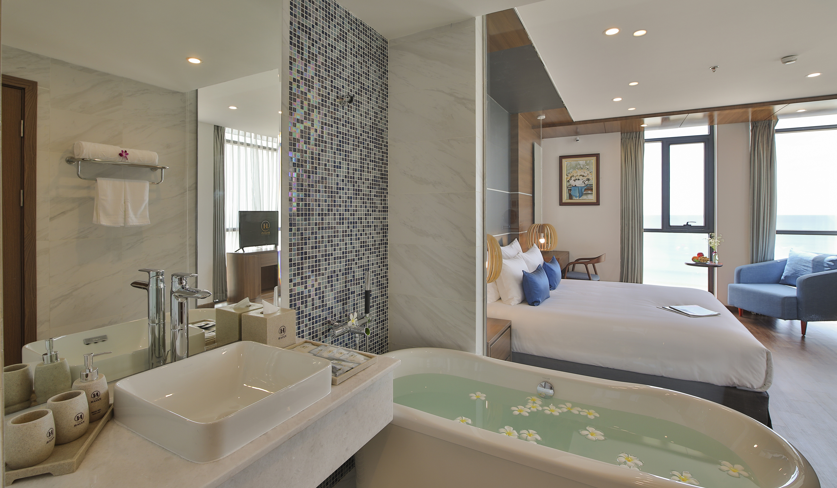 Double Deluxe Beach Front