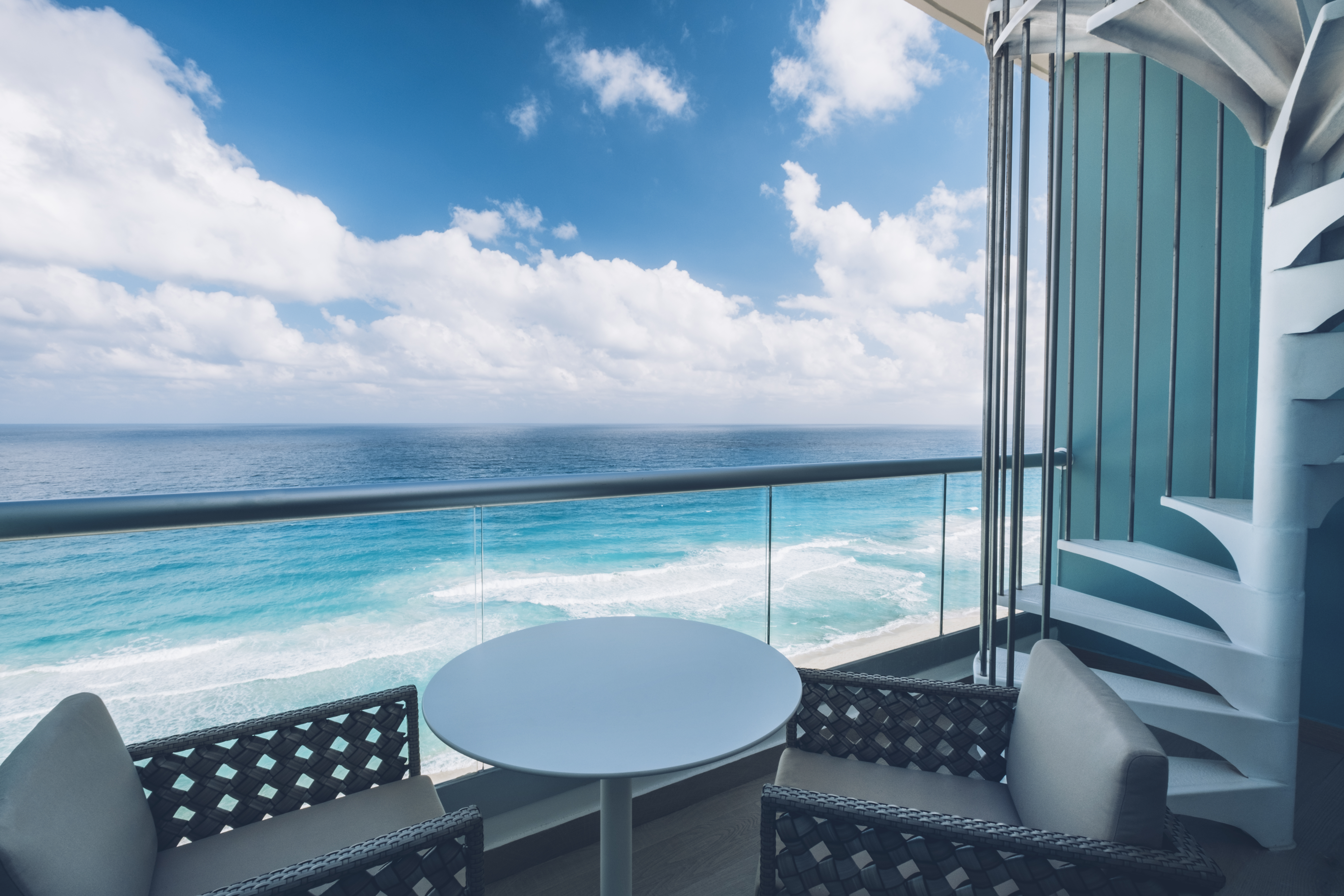 Junior Suite Ocean Front