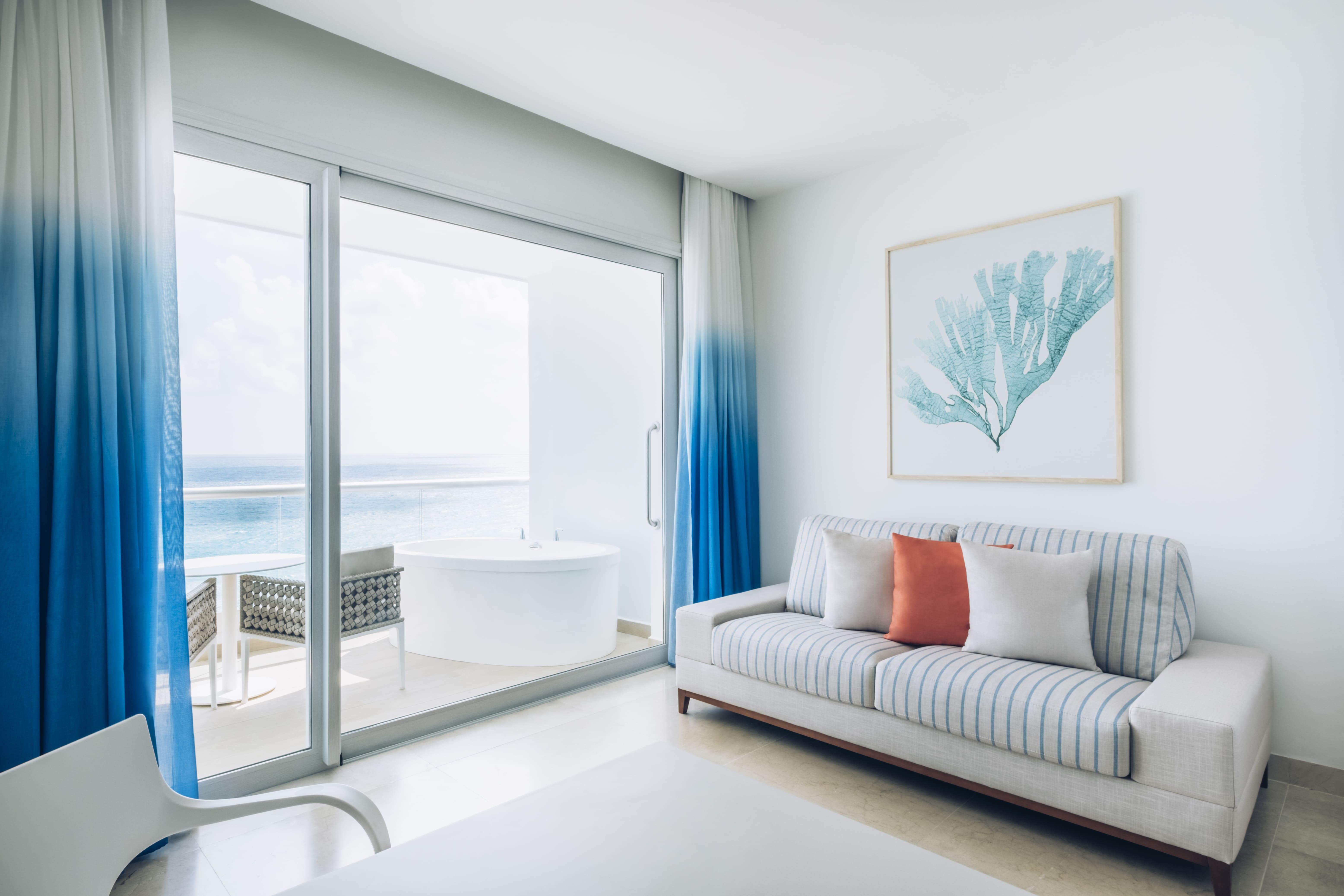 Junior Suite Superior Ocean Front