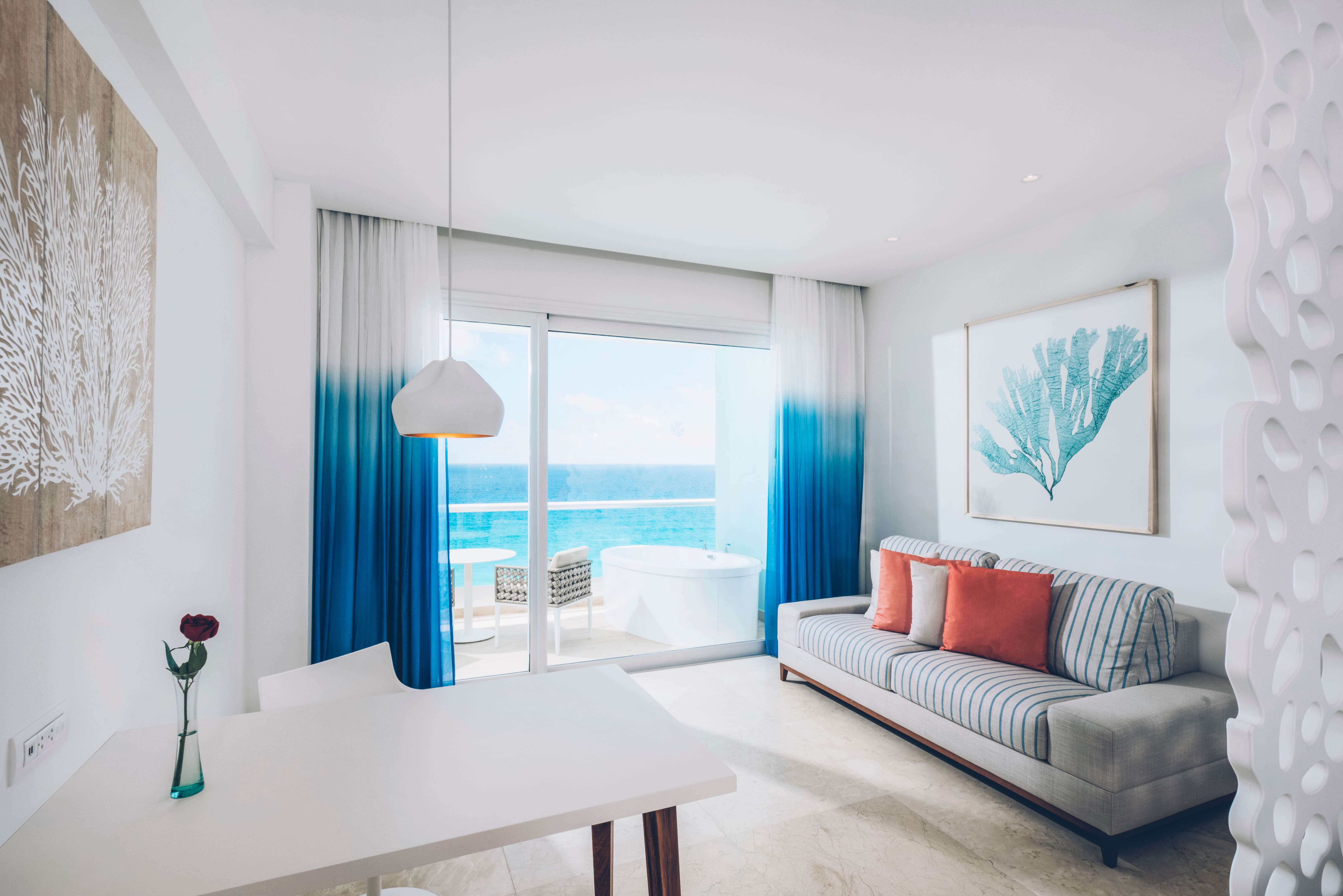 Junior Suite Ocean Front