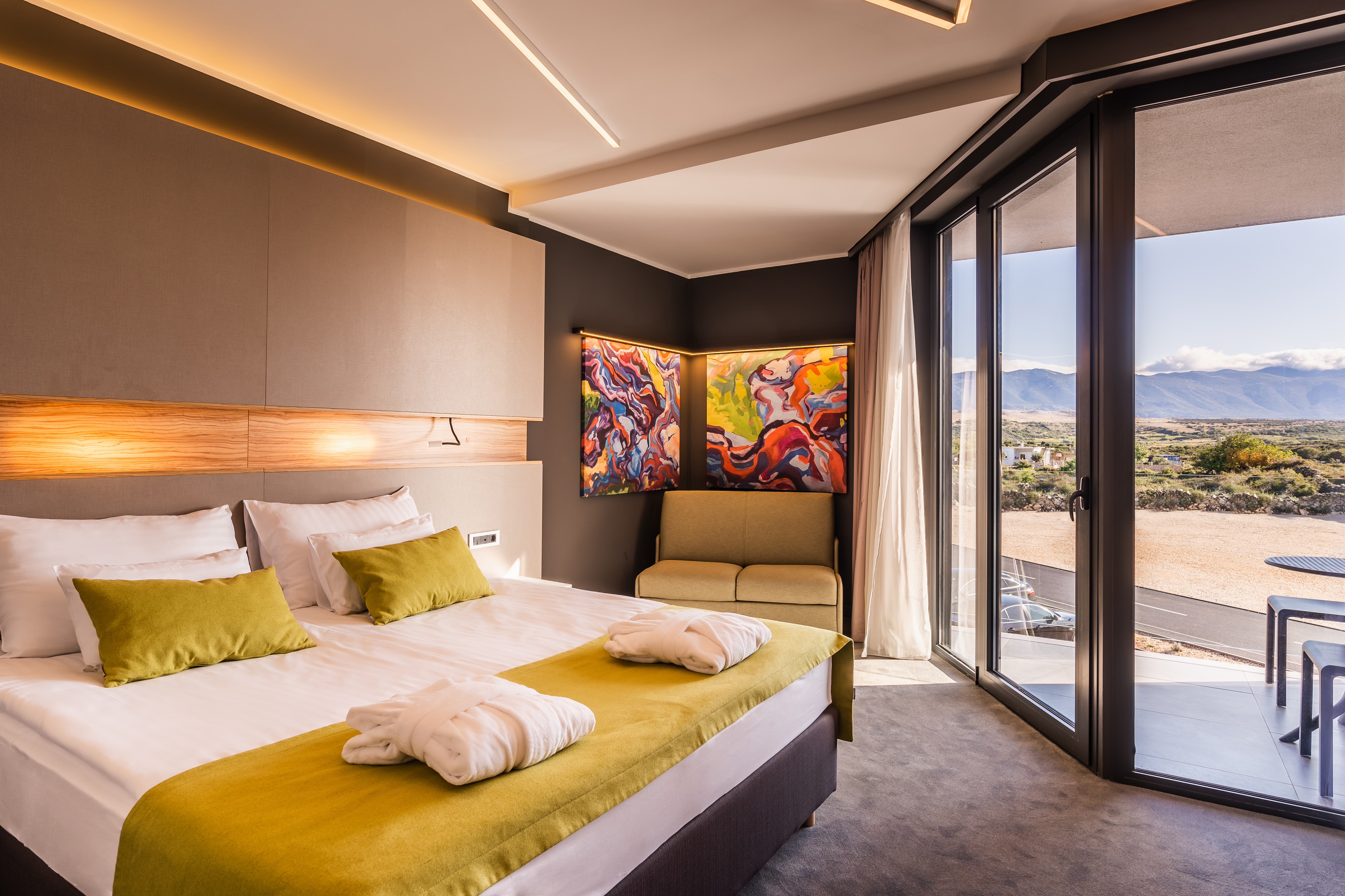 Double Superior Mountain View