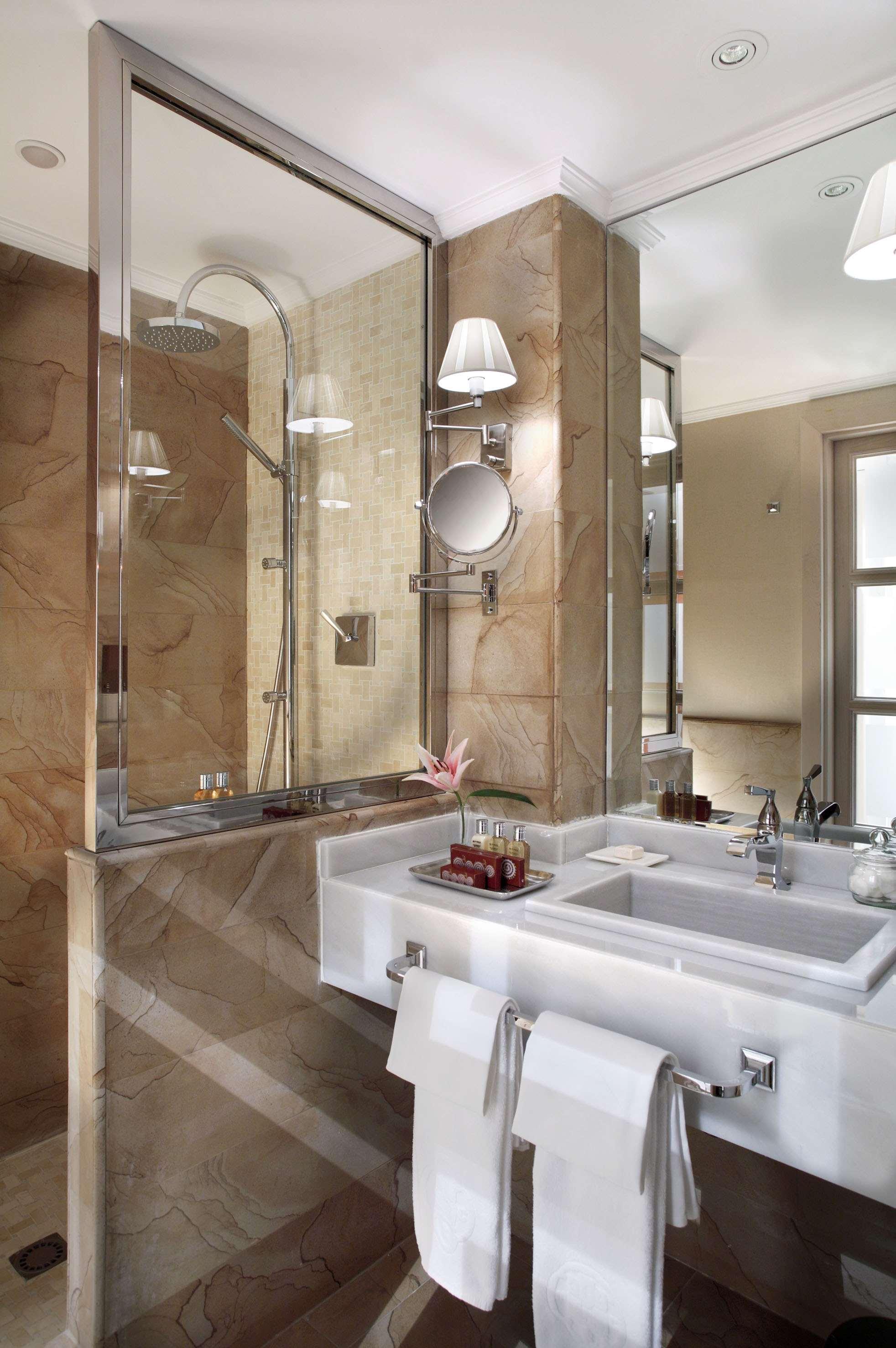 Double or Twin Deluxe