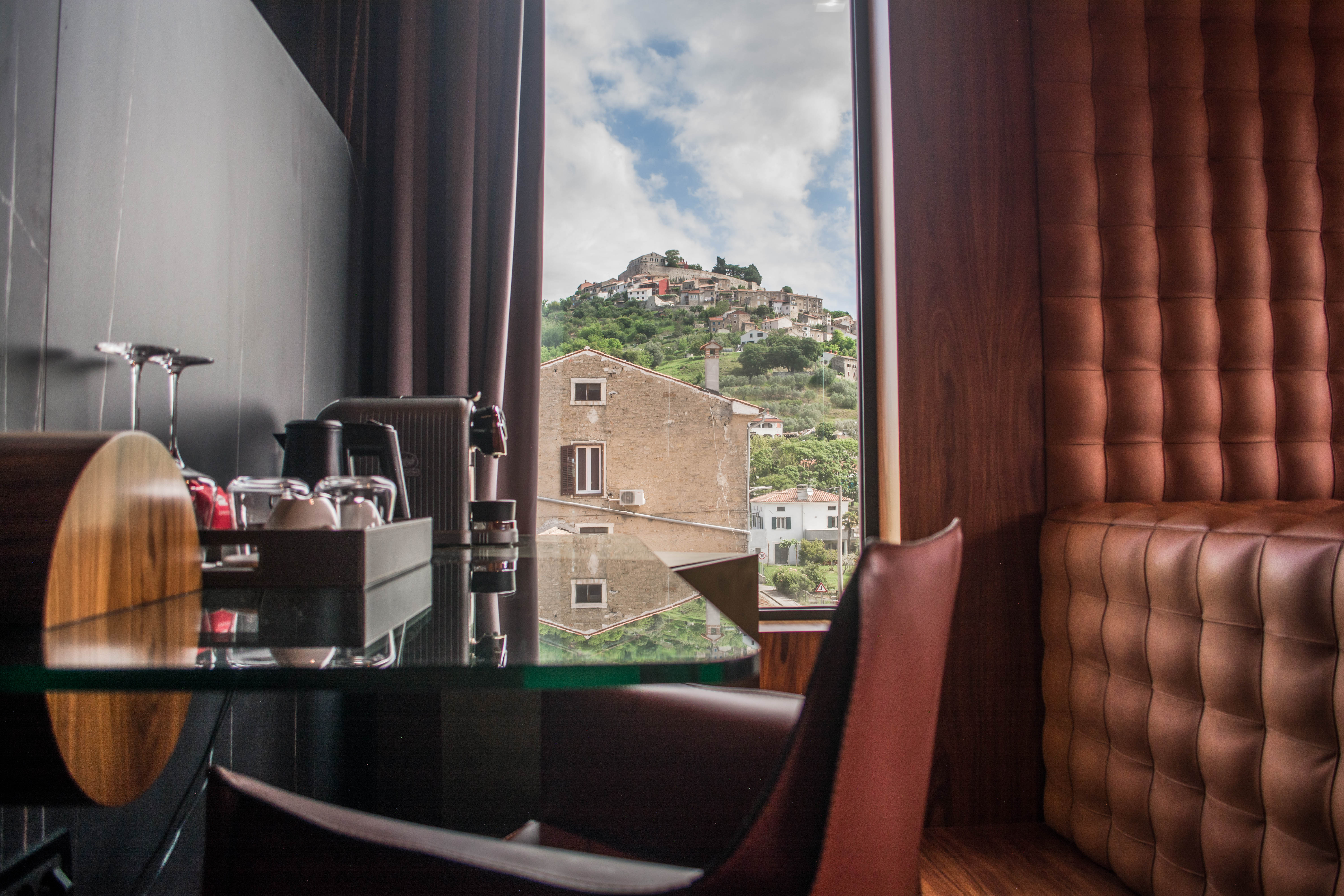 Double Luxury City View