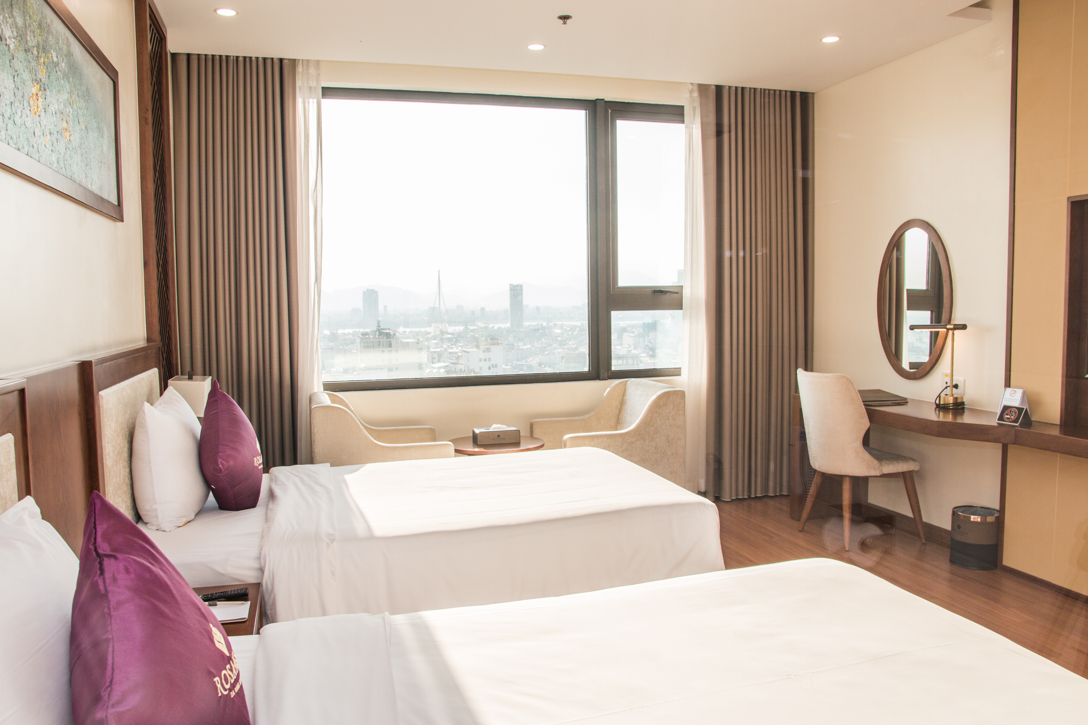 Twin Deluxe City View