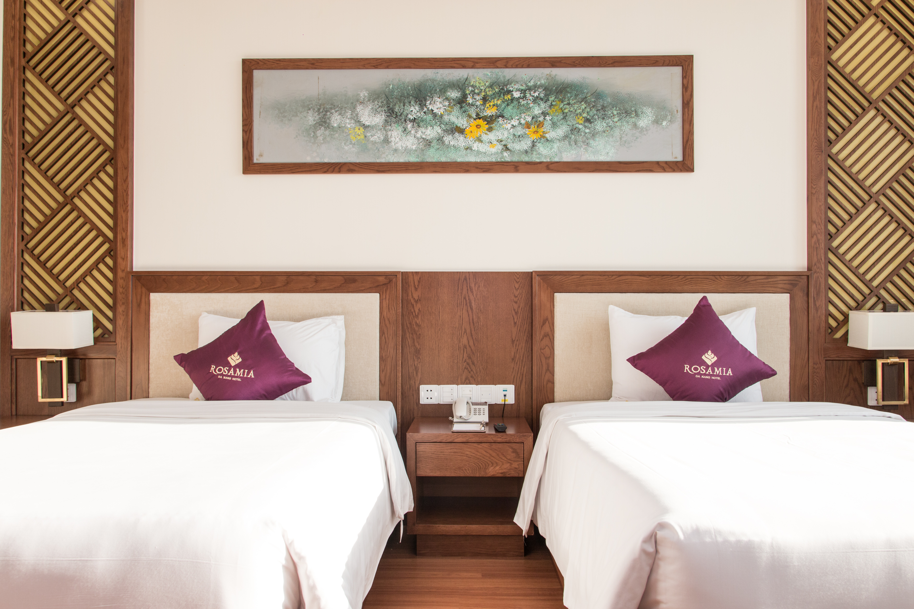 Twin Deluxe City View