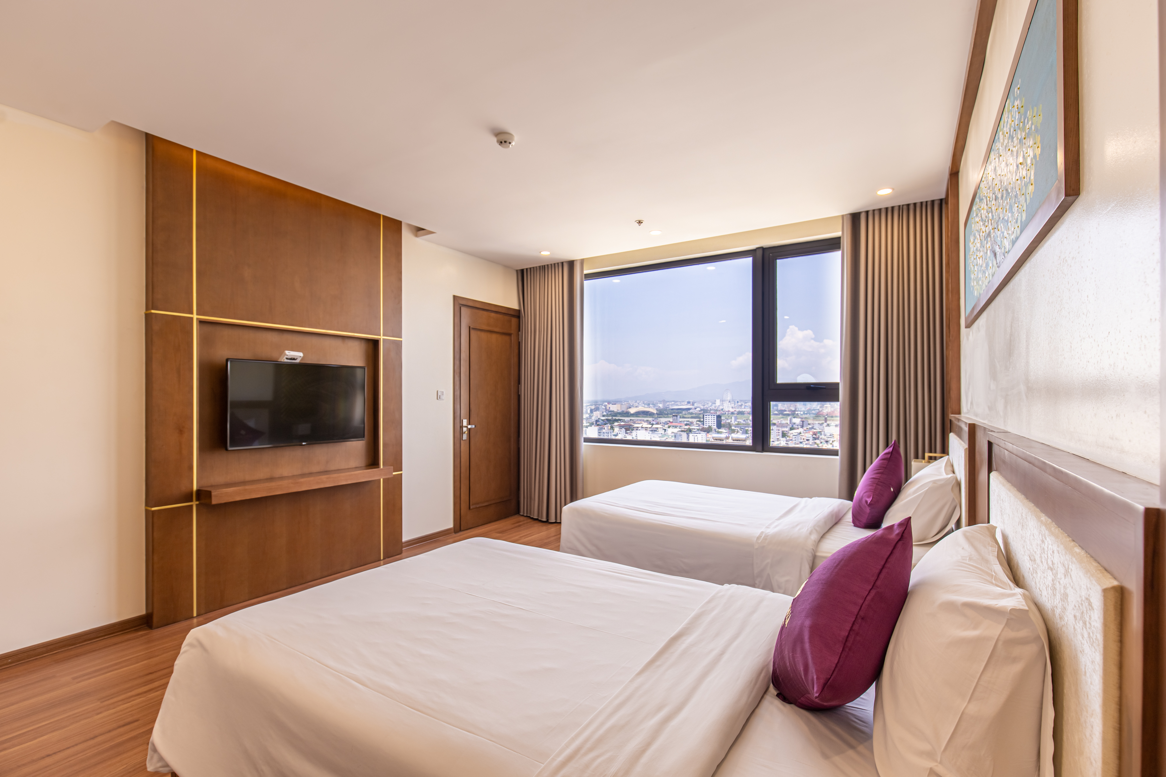 Family Room City View